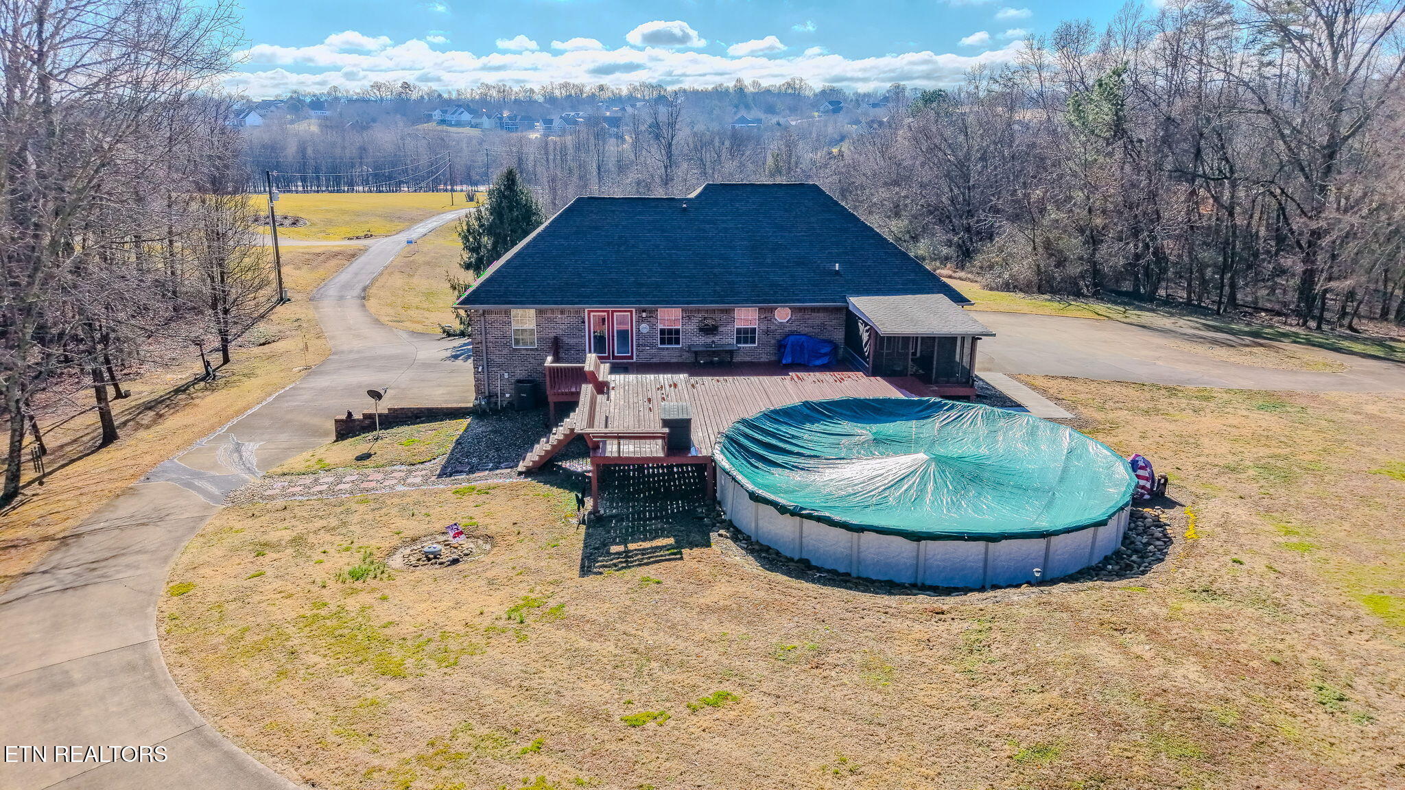 2823 Niles Ferry Road Vonore TN 37885