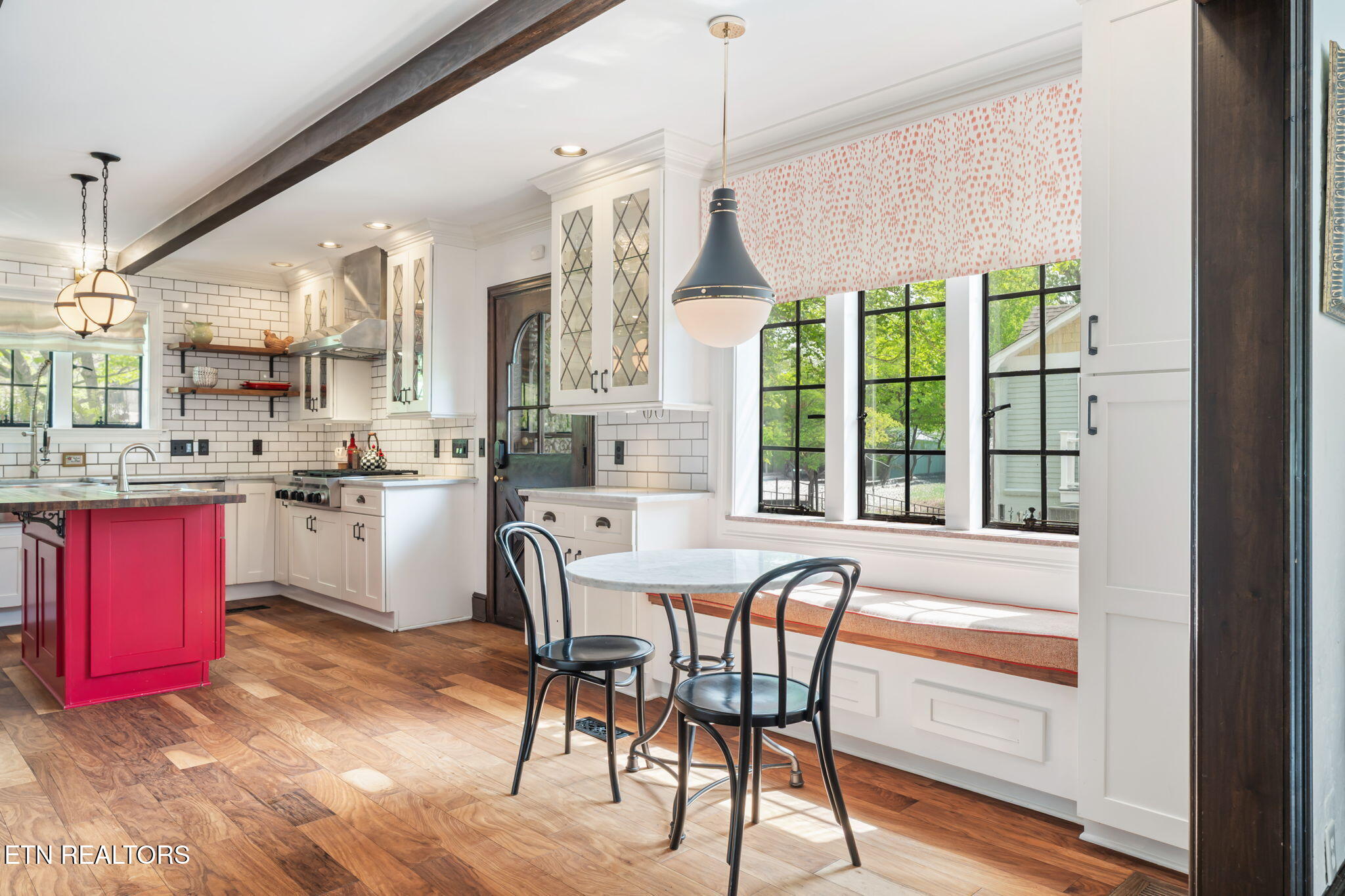 2048 Cherokee Boulevard Knoxville TN 37919