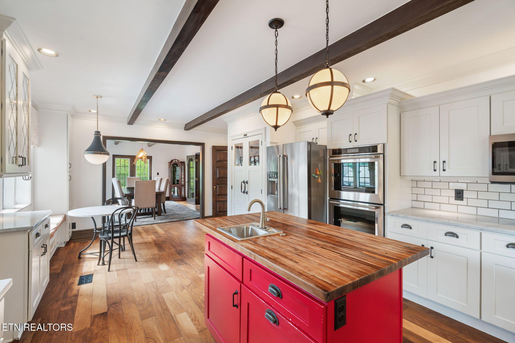 2048 Cherokee Boulevard Knoxville TN 37919