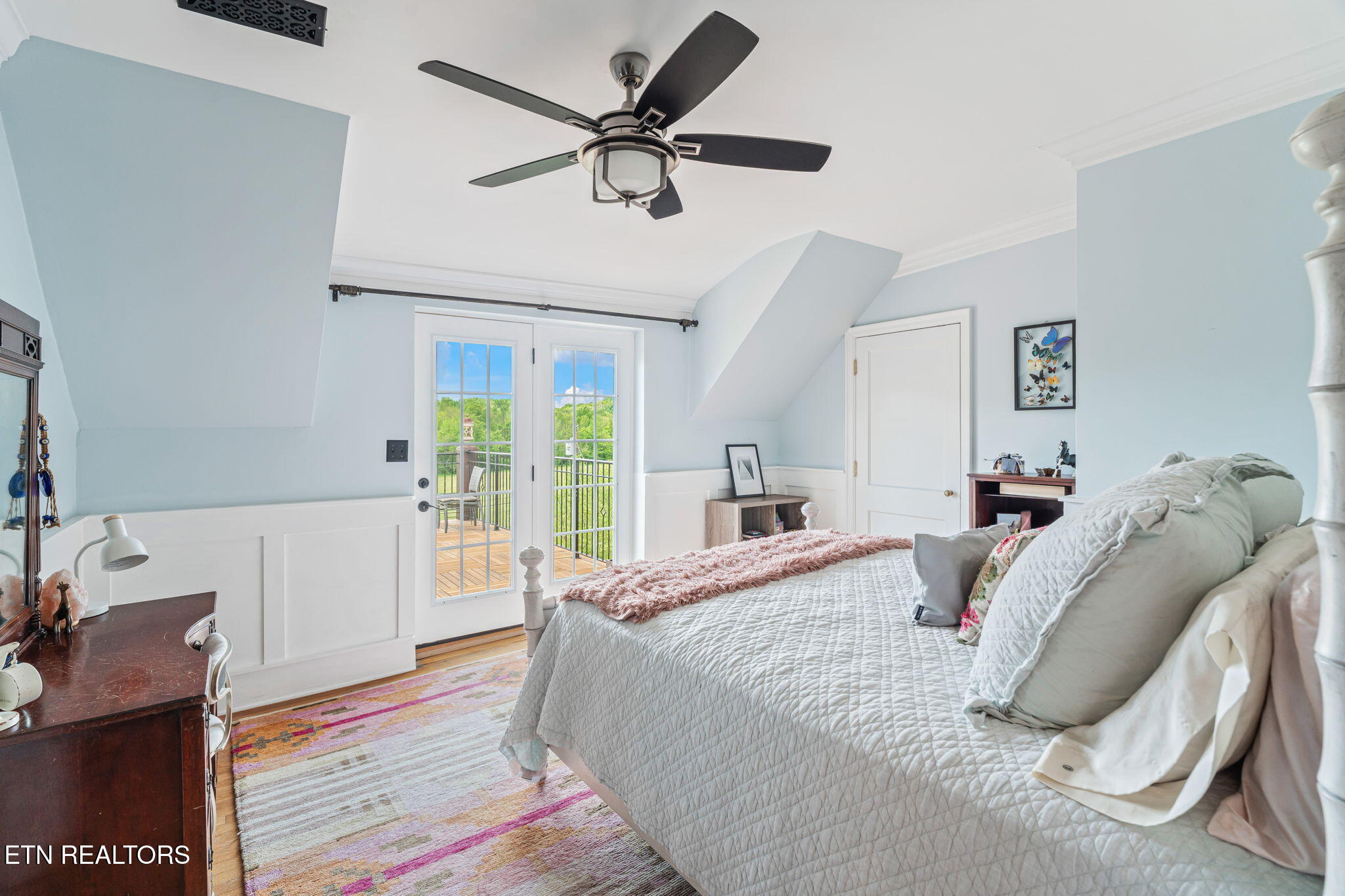 2048 Cherokee Boulevard Knoxville TN 37919