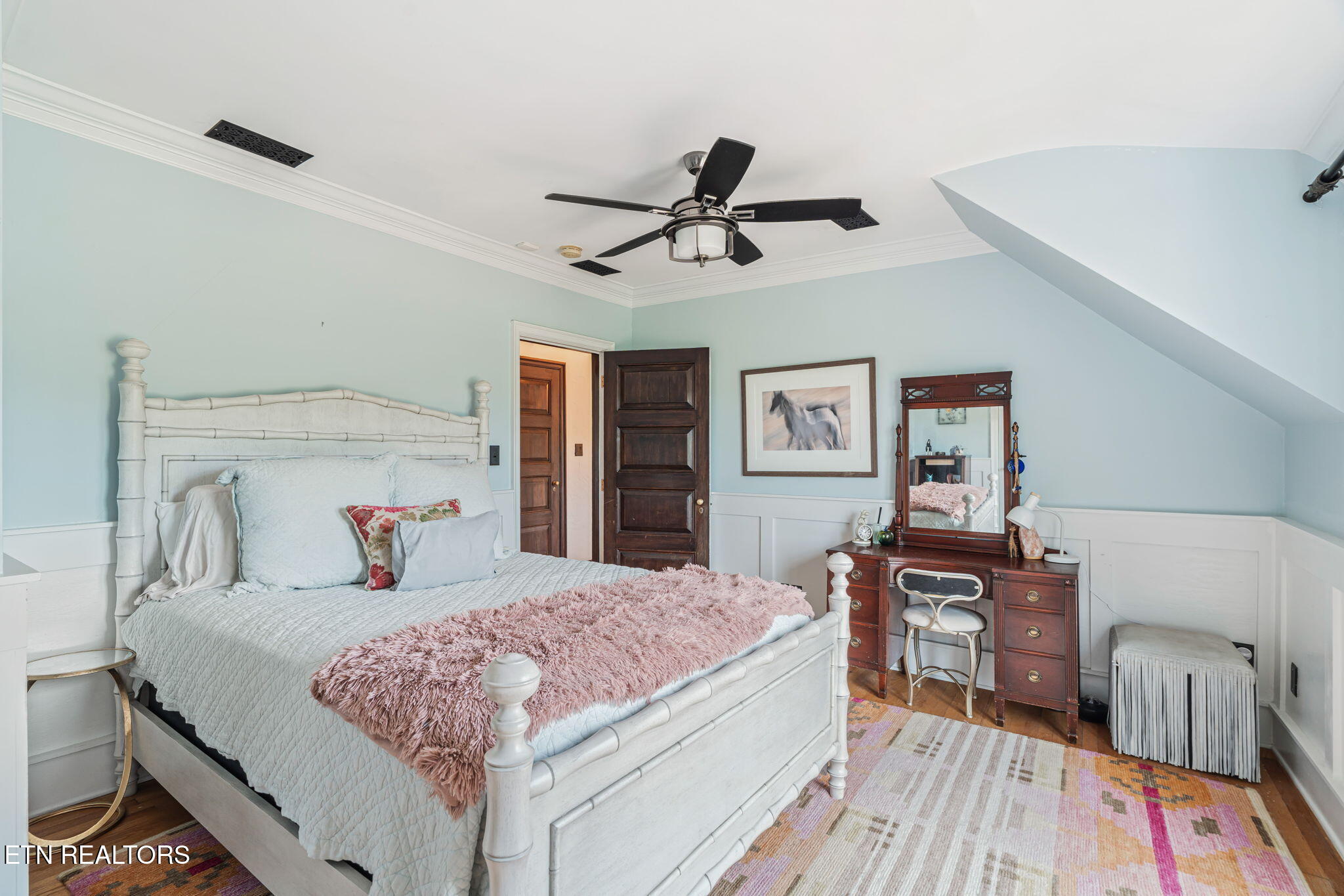 2048 Cherokee Boulevard Knoxville TN 37919