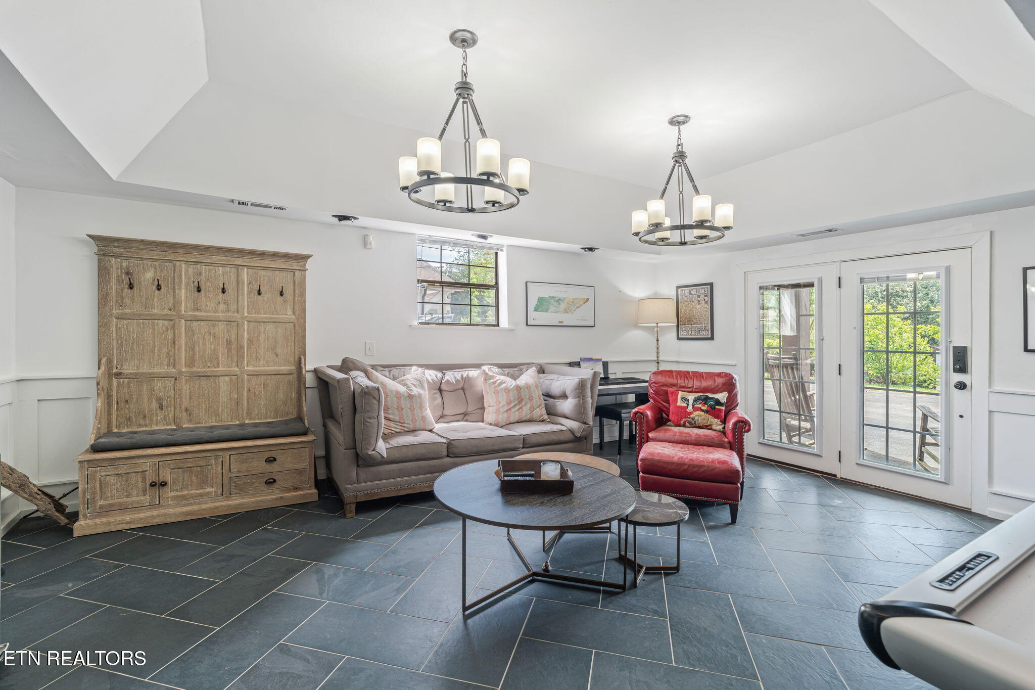 2048 Cherokee Boulevard Knoxville TN 37919