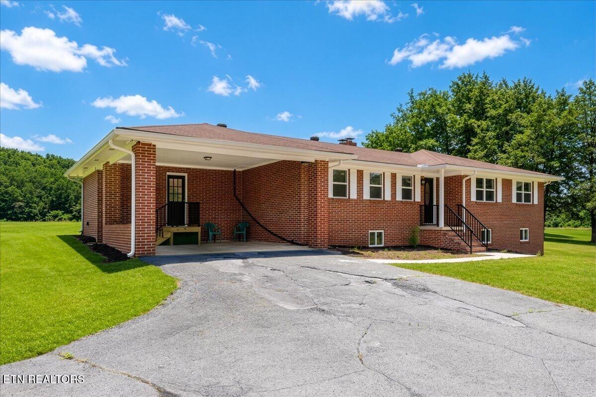 858 N Main Street Decatur TN 37322