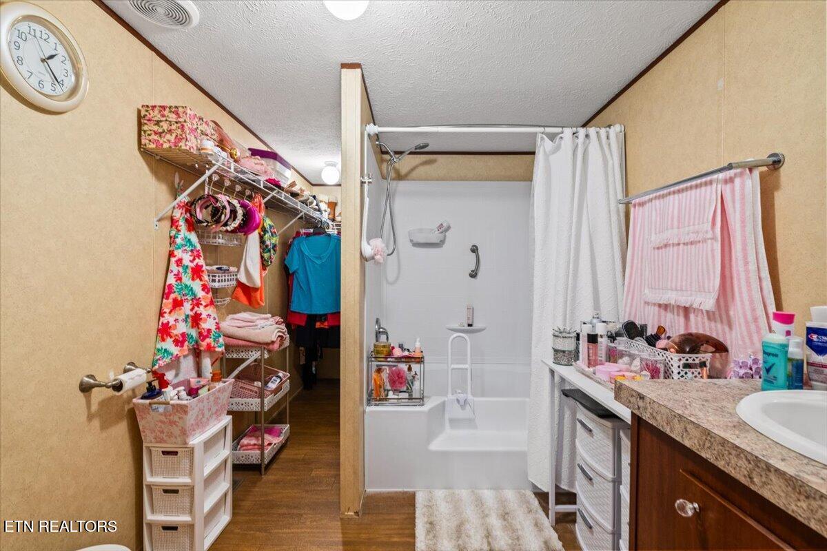 1349 Towe String Road Jacksboro TN 37757