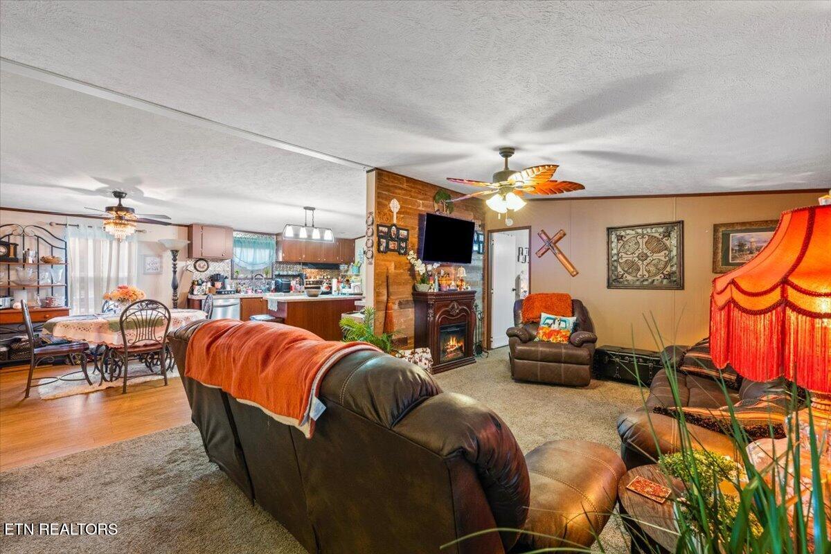 1349 Towe String Road Jacksboro TN 37757