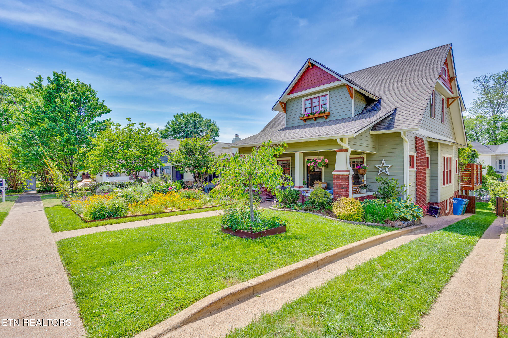 211 Mcfarland Avenue Chattanooga TN 37405