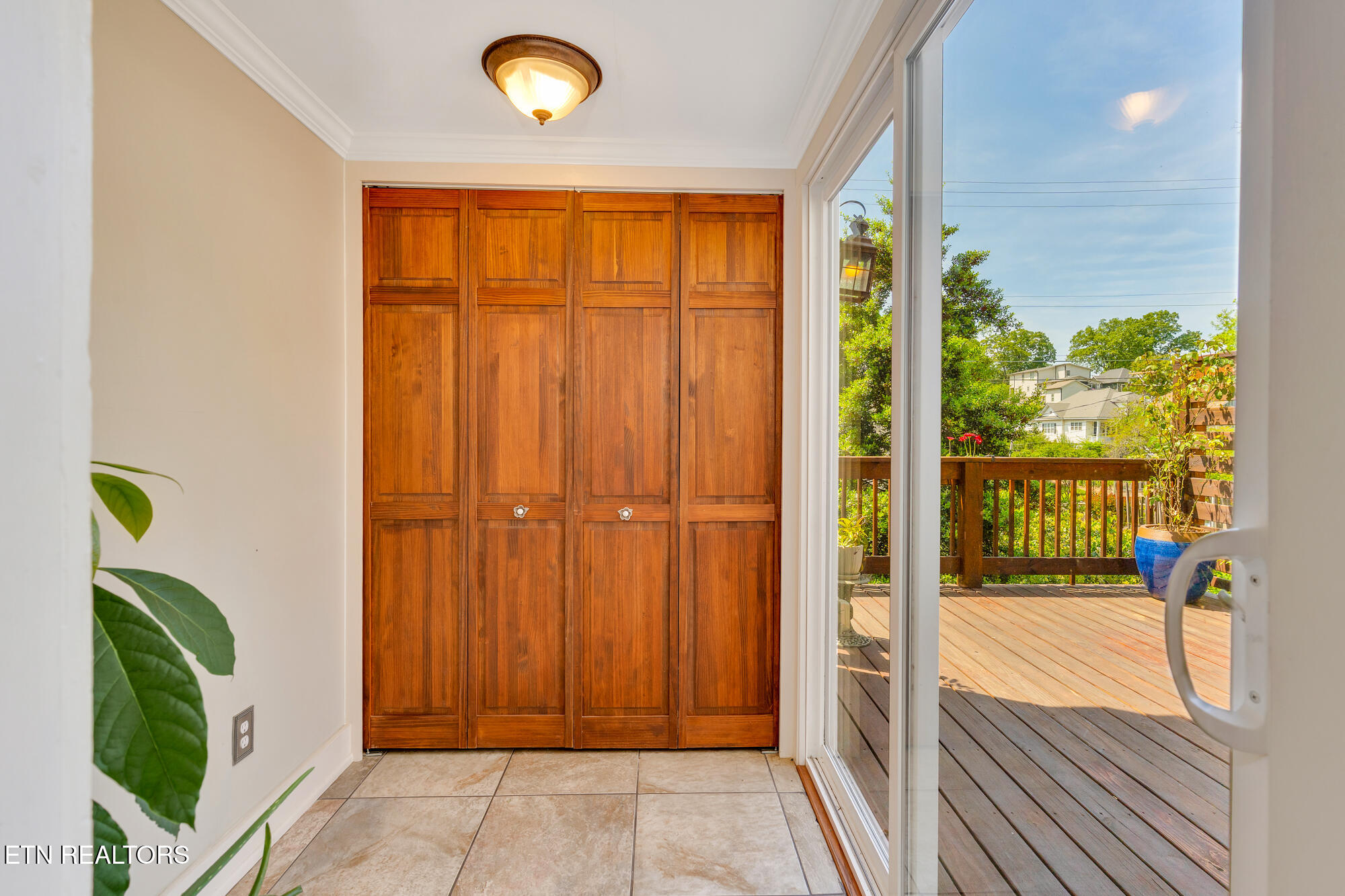 211 Mcfarland Avenue Chattanooga TN 37405