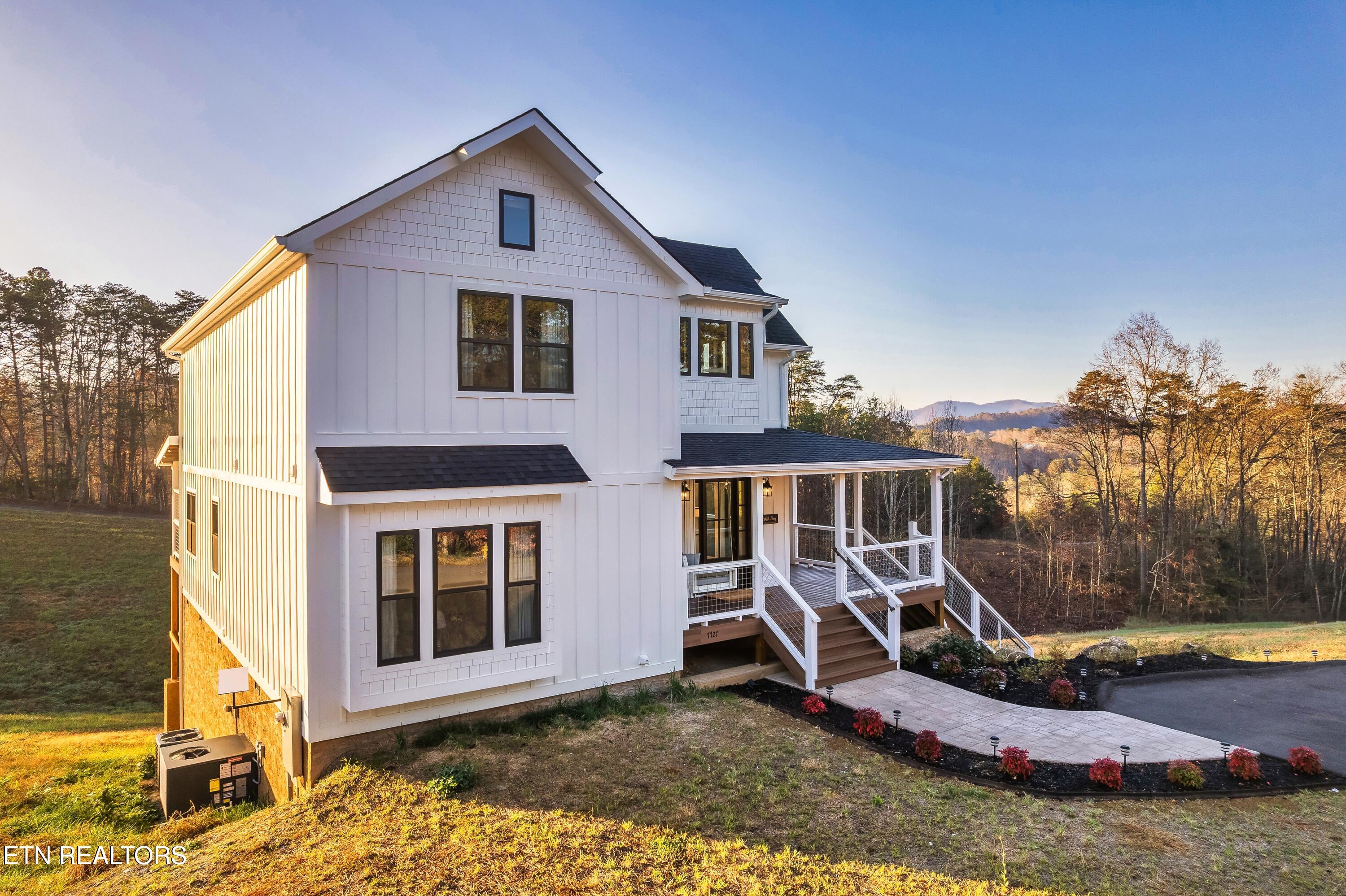 1121 Levi Glenn Court Sevierville TN 37862