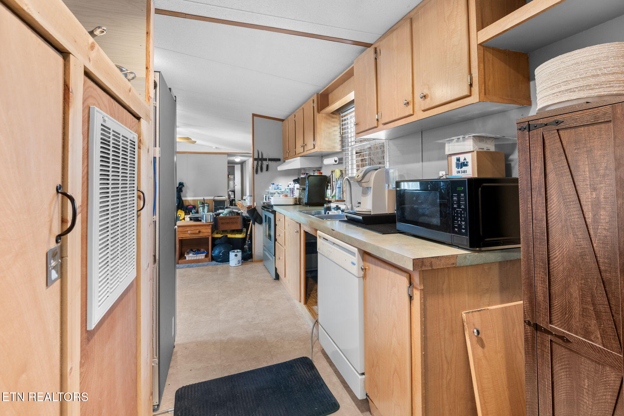 425 Bazel Road Harriman TN 37748