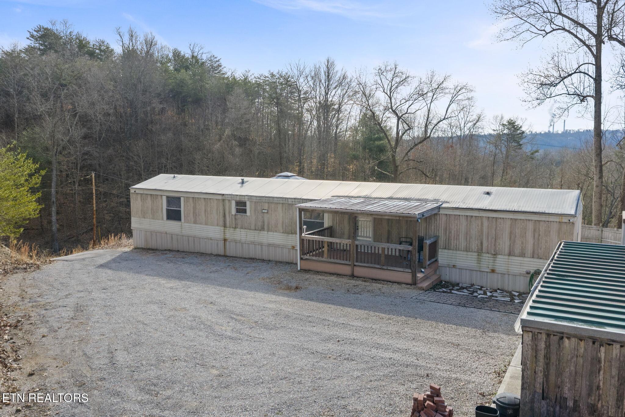 425 Bazel Road Harriman TN 37748