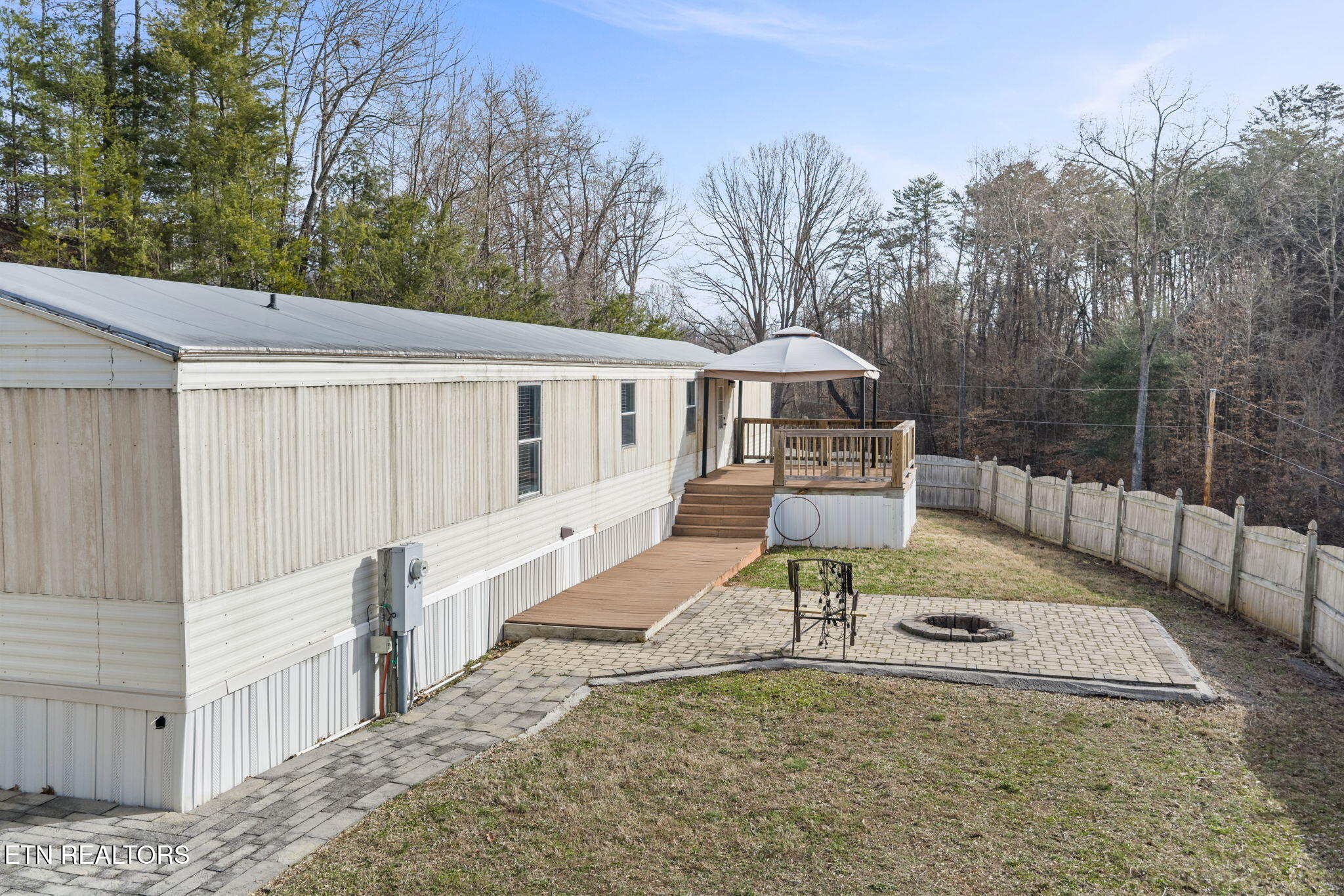 425 Bazel Road Harriman TN 37748