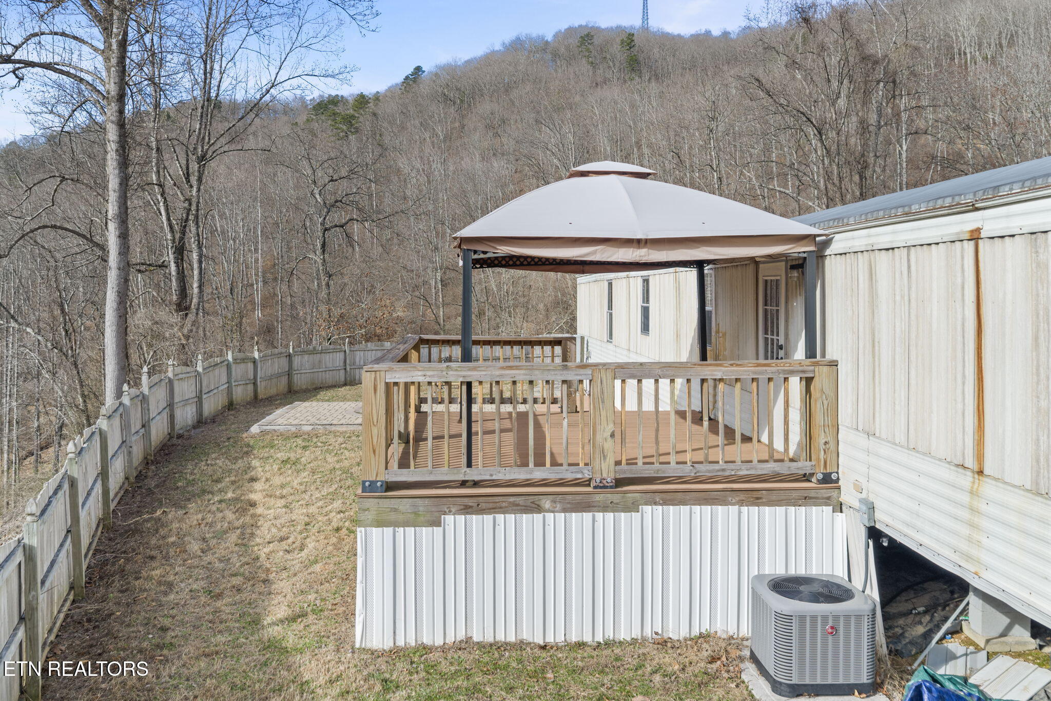 425 Bazel Road Harriman TN 37748