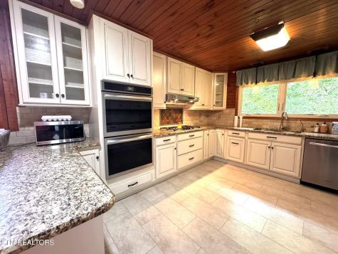 332 Southshore Drive Greenback TN 37742