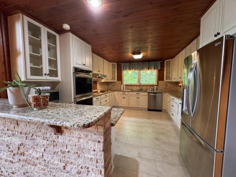 332 Southshore Drive Greenback TN 37742