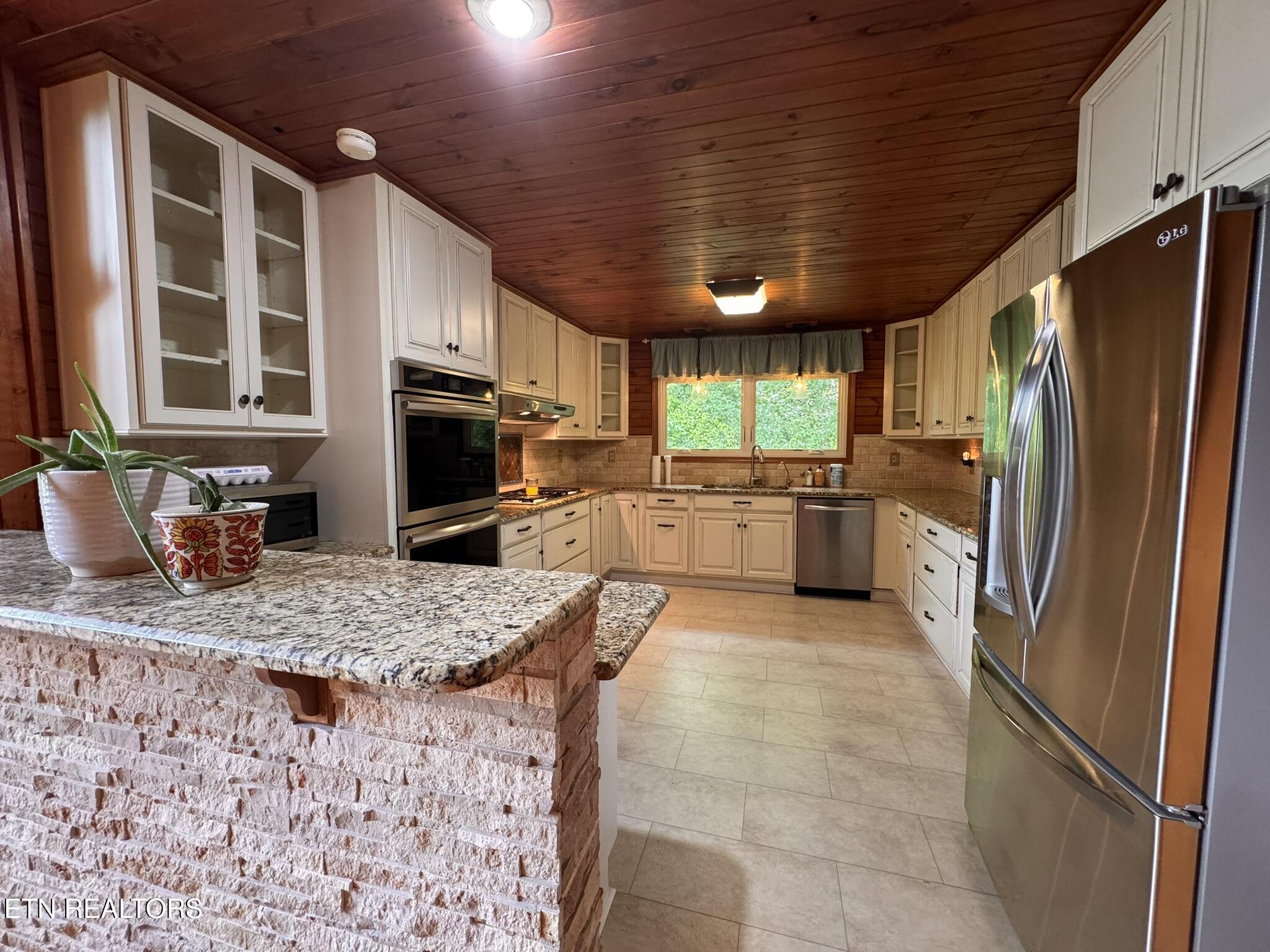 332 Southshore Drive Greenback TN 37742
