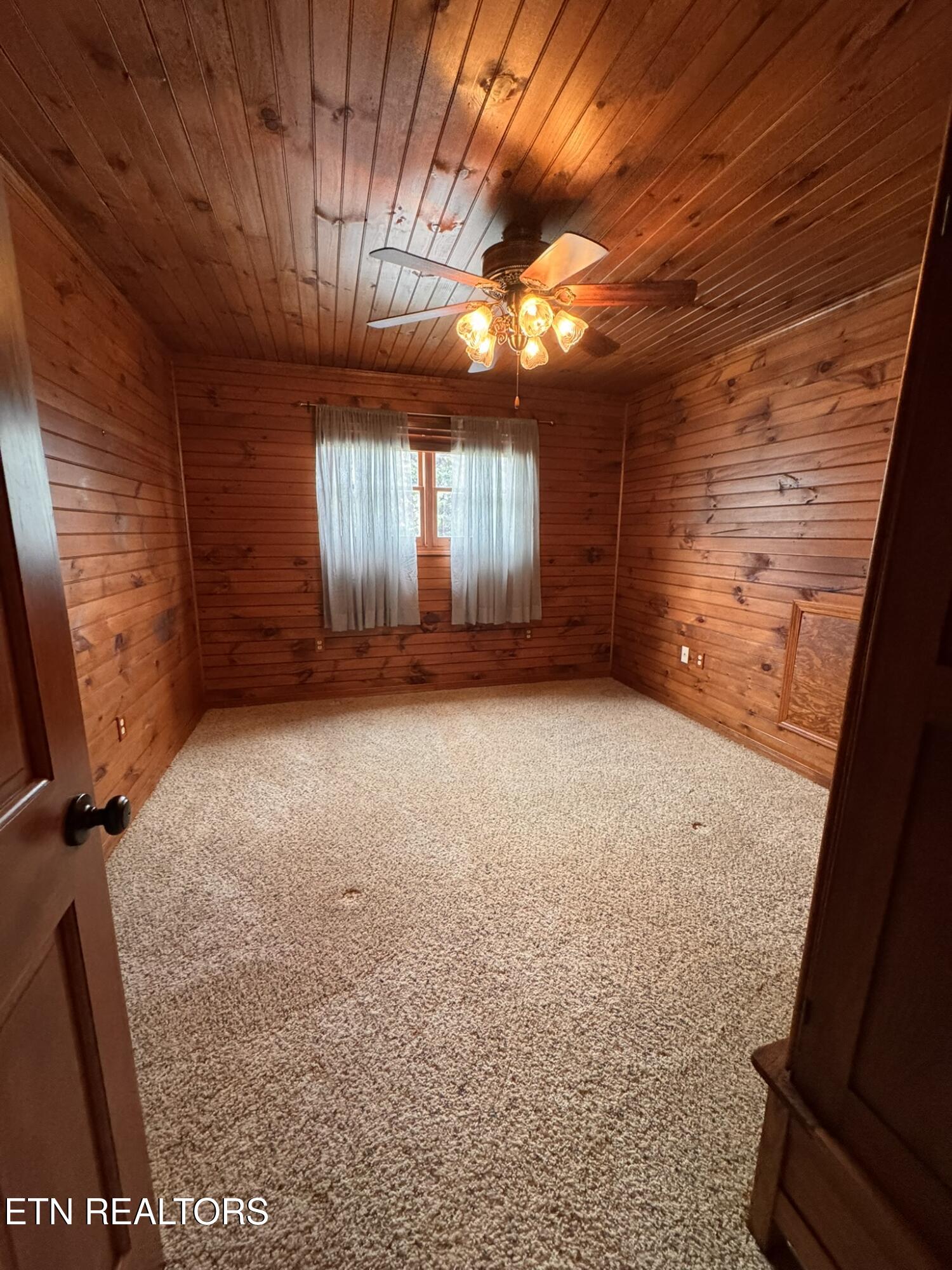 332 Southshore Drive Greenback TN 37742