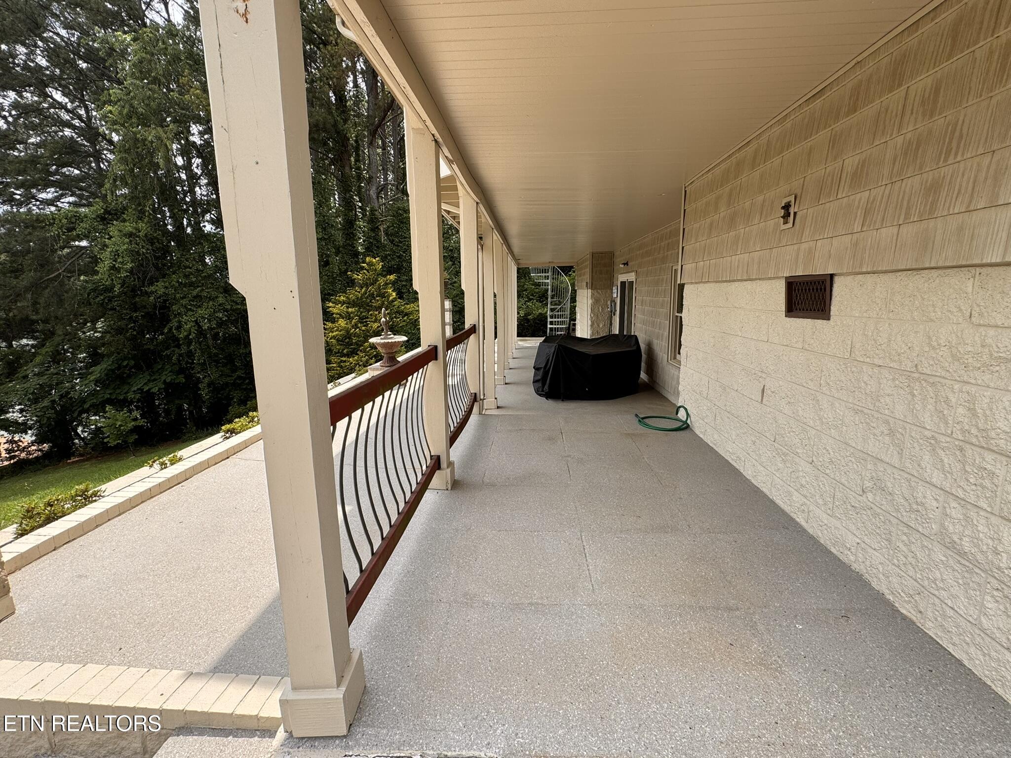 332 Southshore Drive Greenback TN 37742
