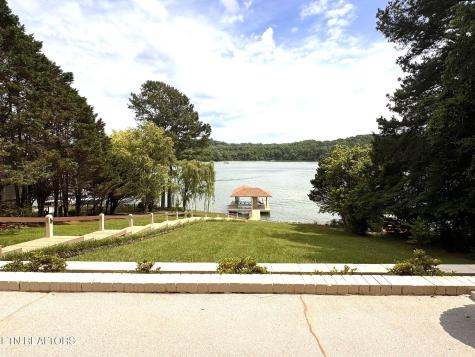 332 Southshore Drive Greenback TN 37742