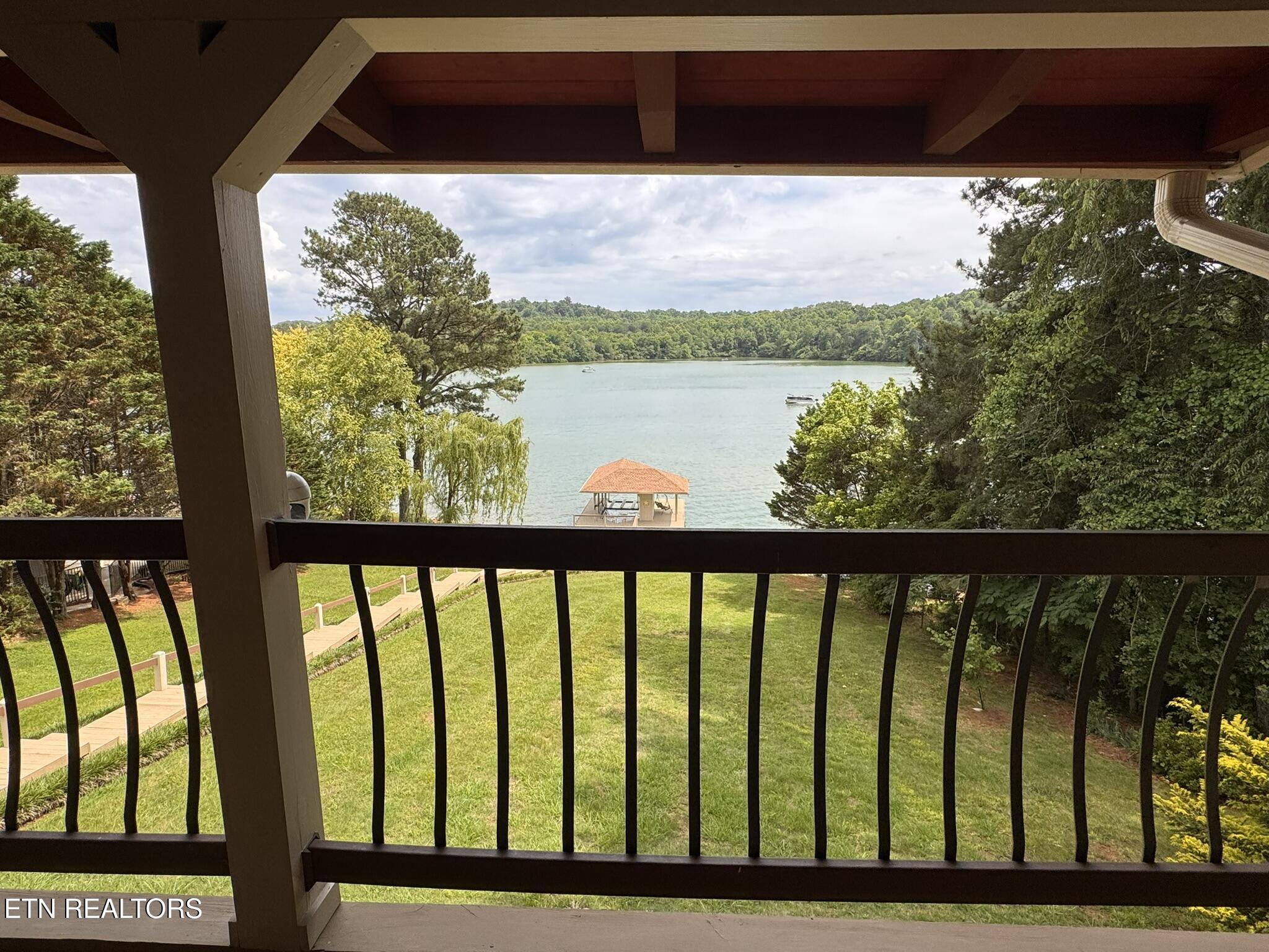 332 Southshore Drive Greenback TN 37742