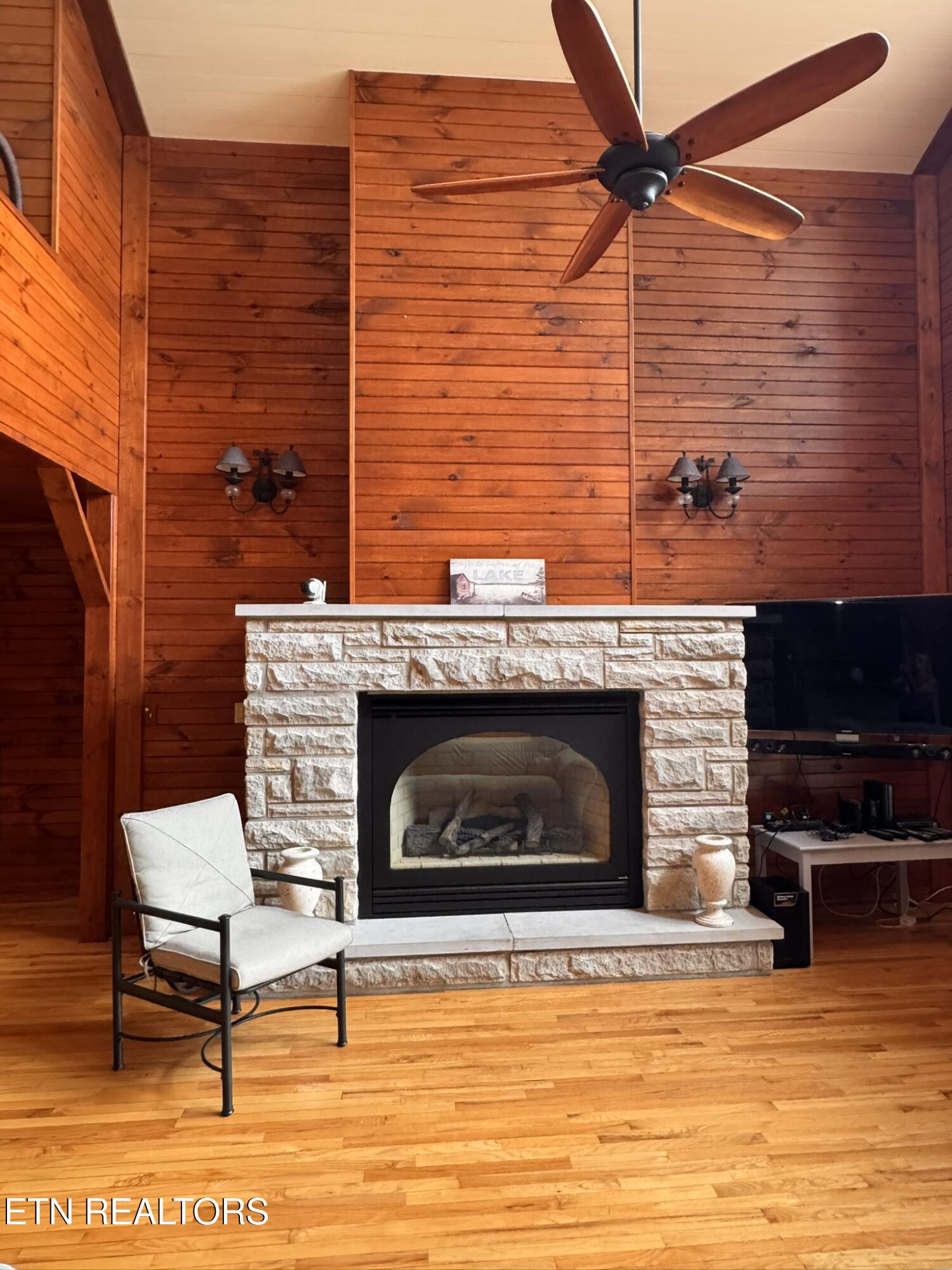 332 Southshore Drive Greenback TN 37742