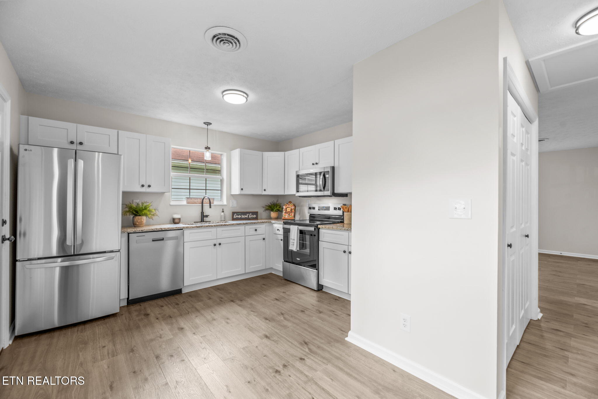 1004 Drive D Knoxville TN 37920