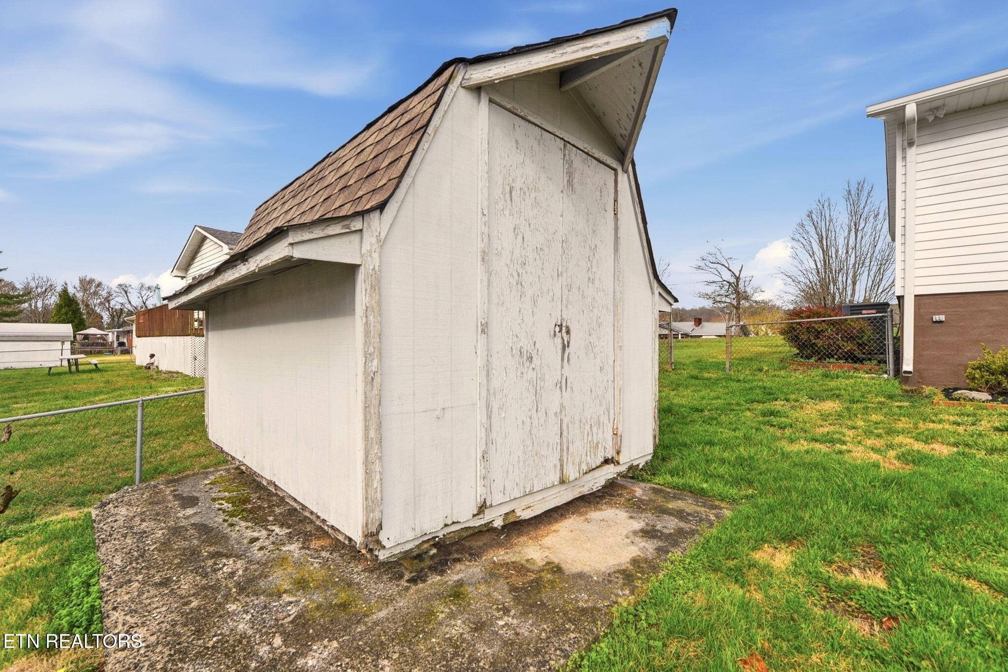 418 Highland Drive Clinton TN 37716
