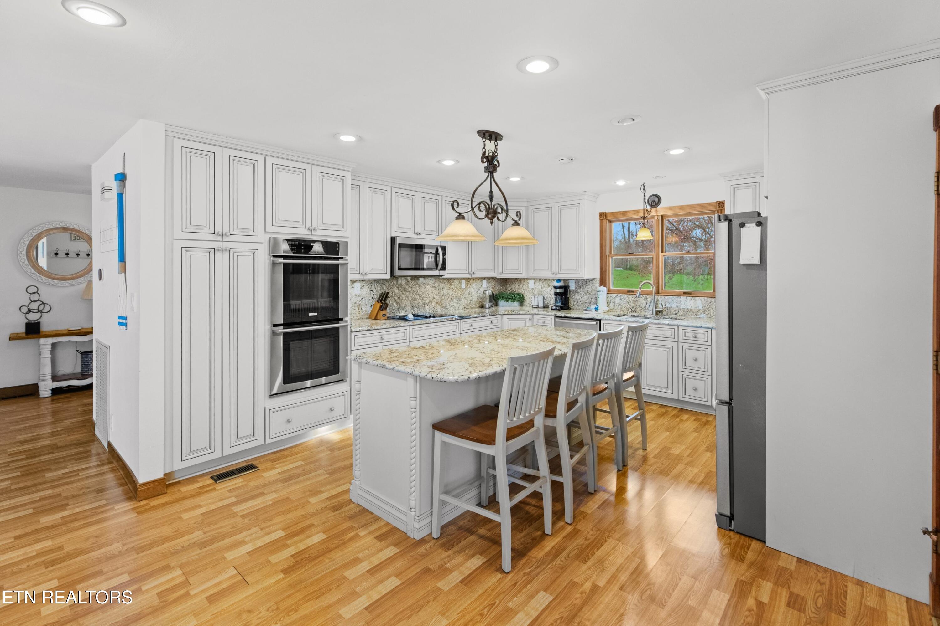 1109 Lake Ridge Drive Dandridge TN 37725