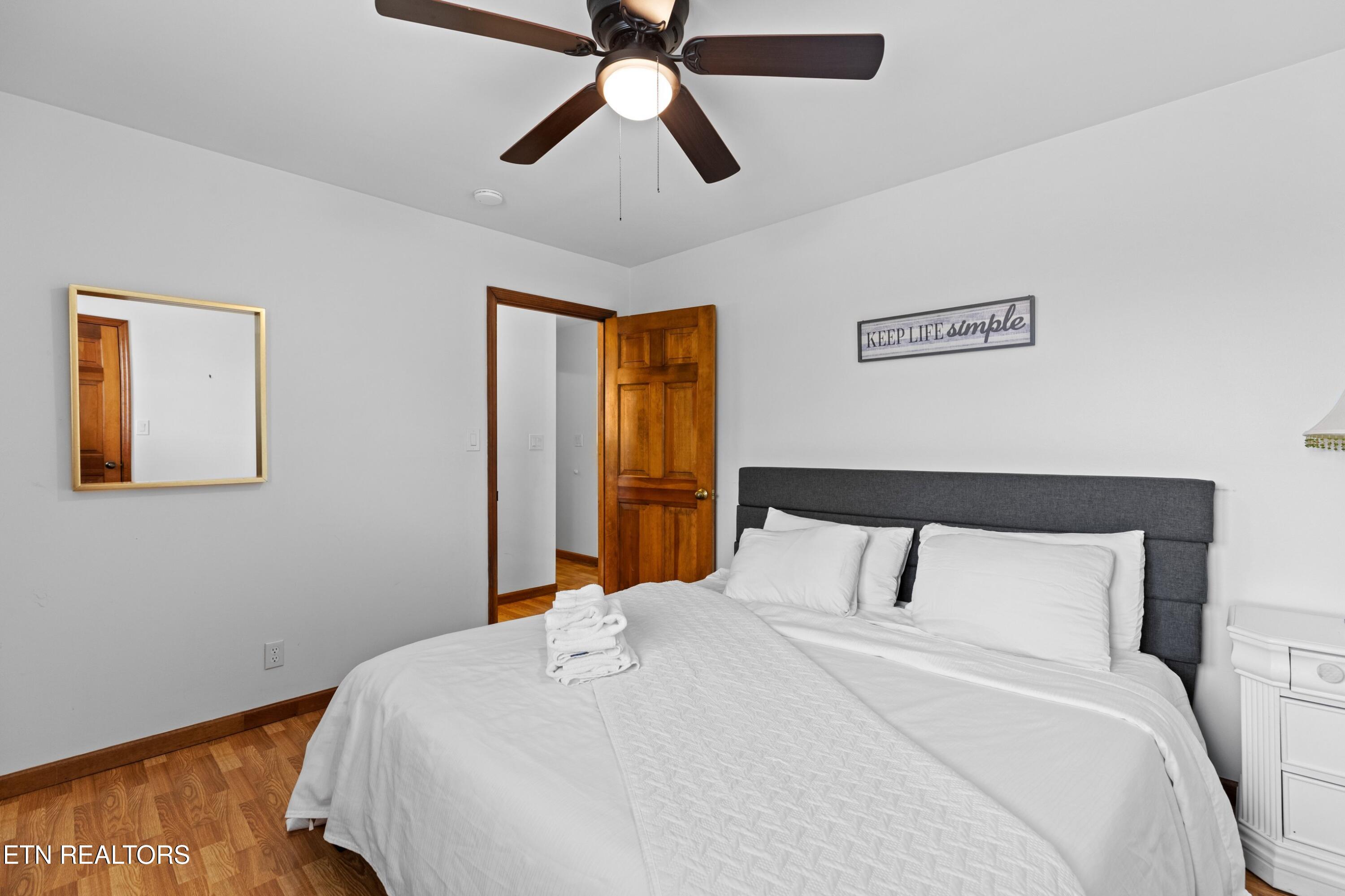 1109 Lake Ridge Drive Dandridge TN 37725