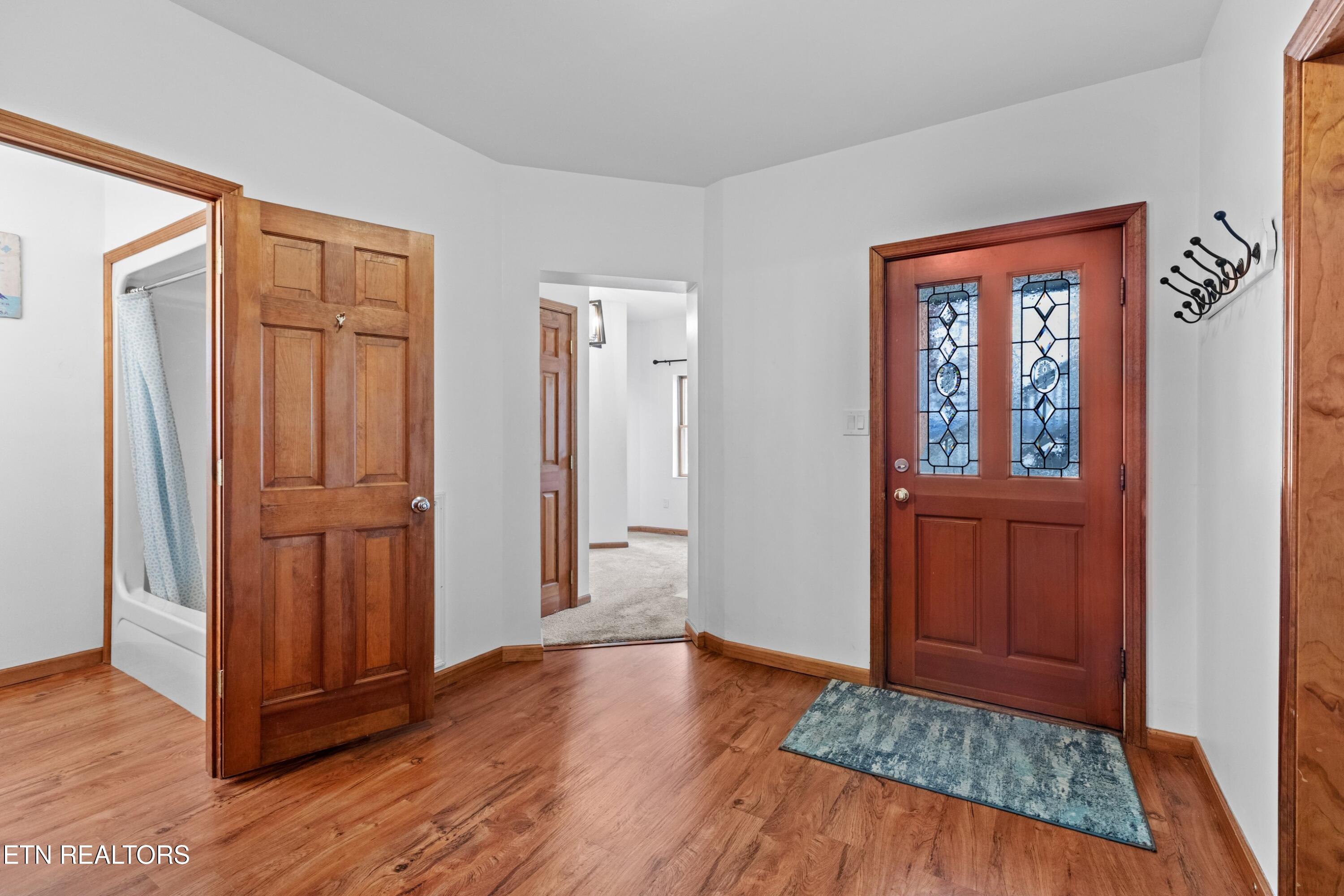 1109 Lake Ridge Drive Dandridge TN 37725