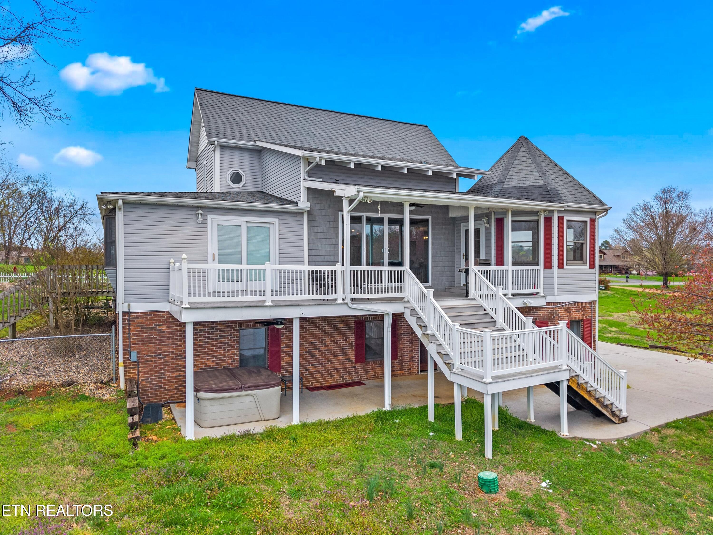 1109 Lake Ridge Drive Dandridge TN 37725