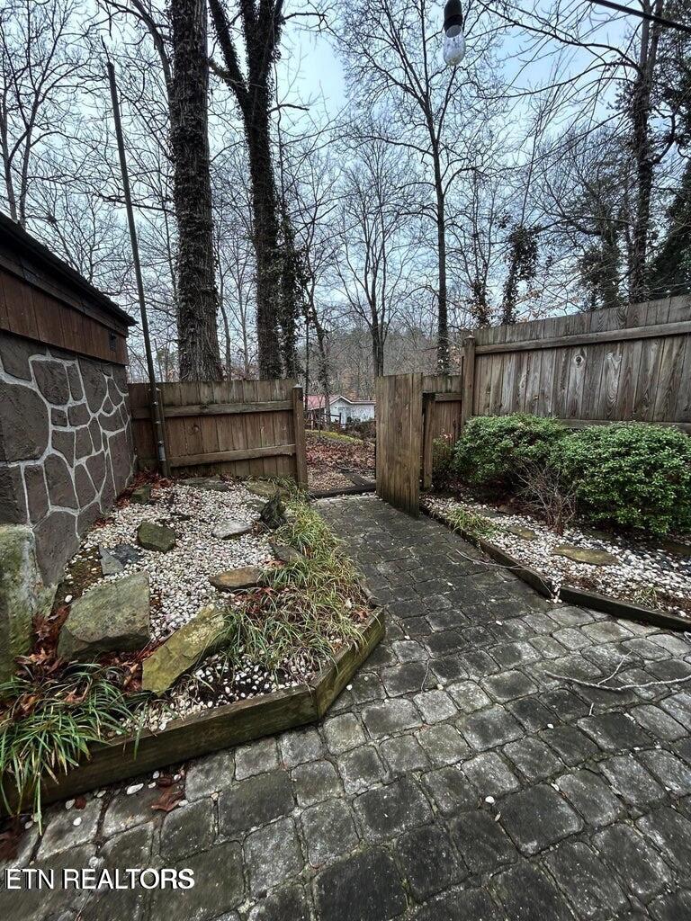 1440 Dover Lane Dandridge TN 37725