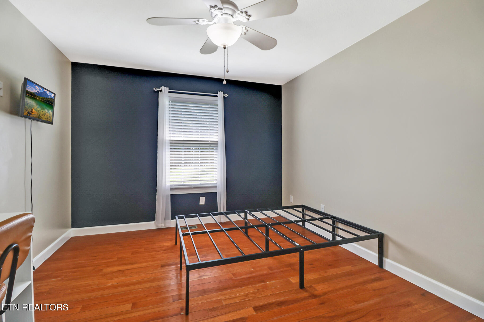 318 Lee Village Harriman TN 37748