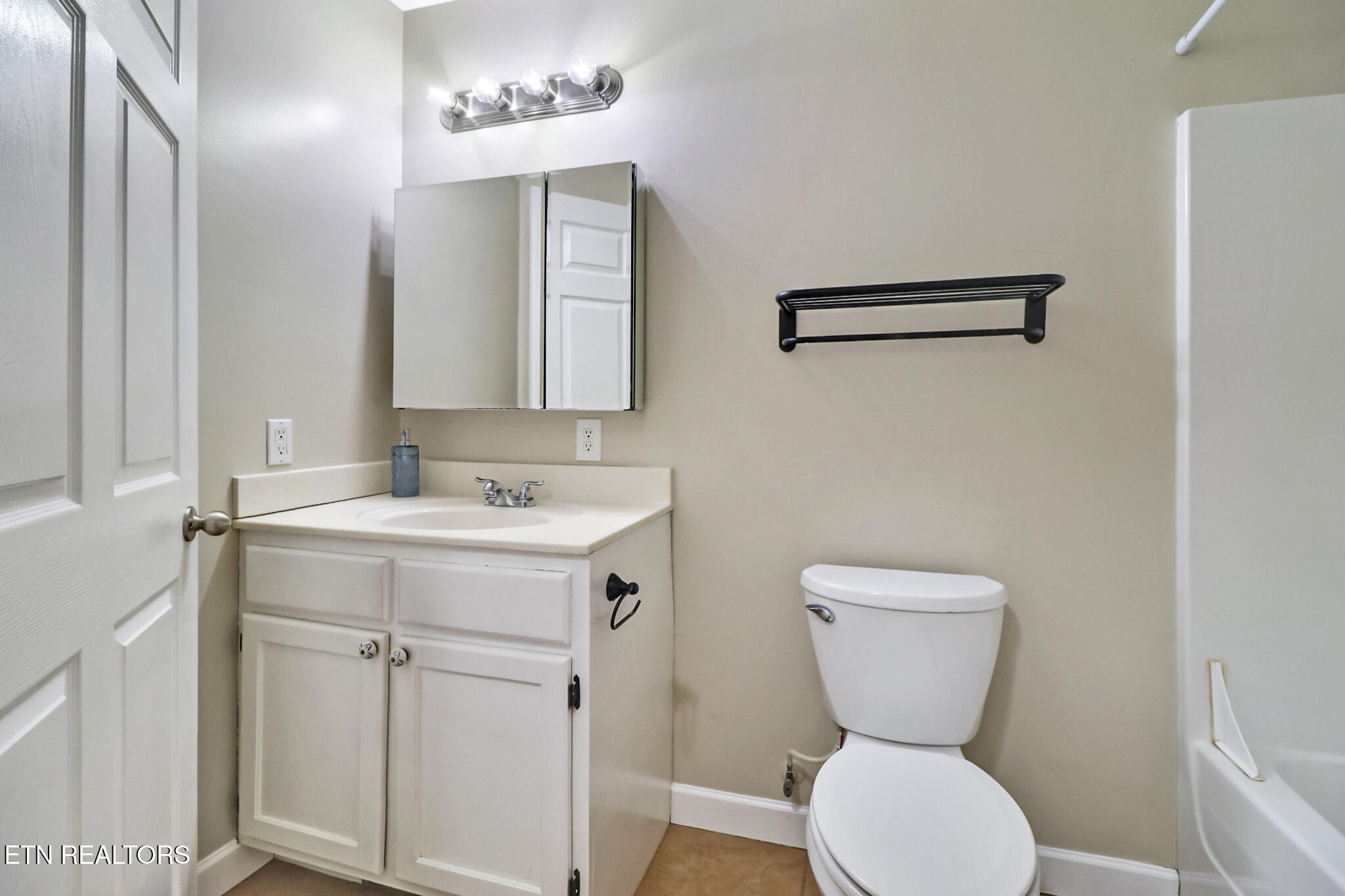 318 Lee Village Harriman TN 37748