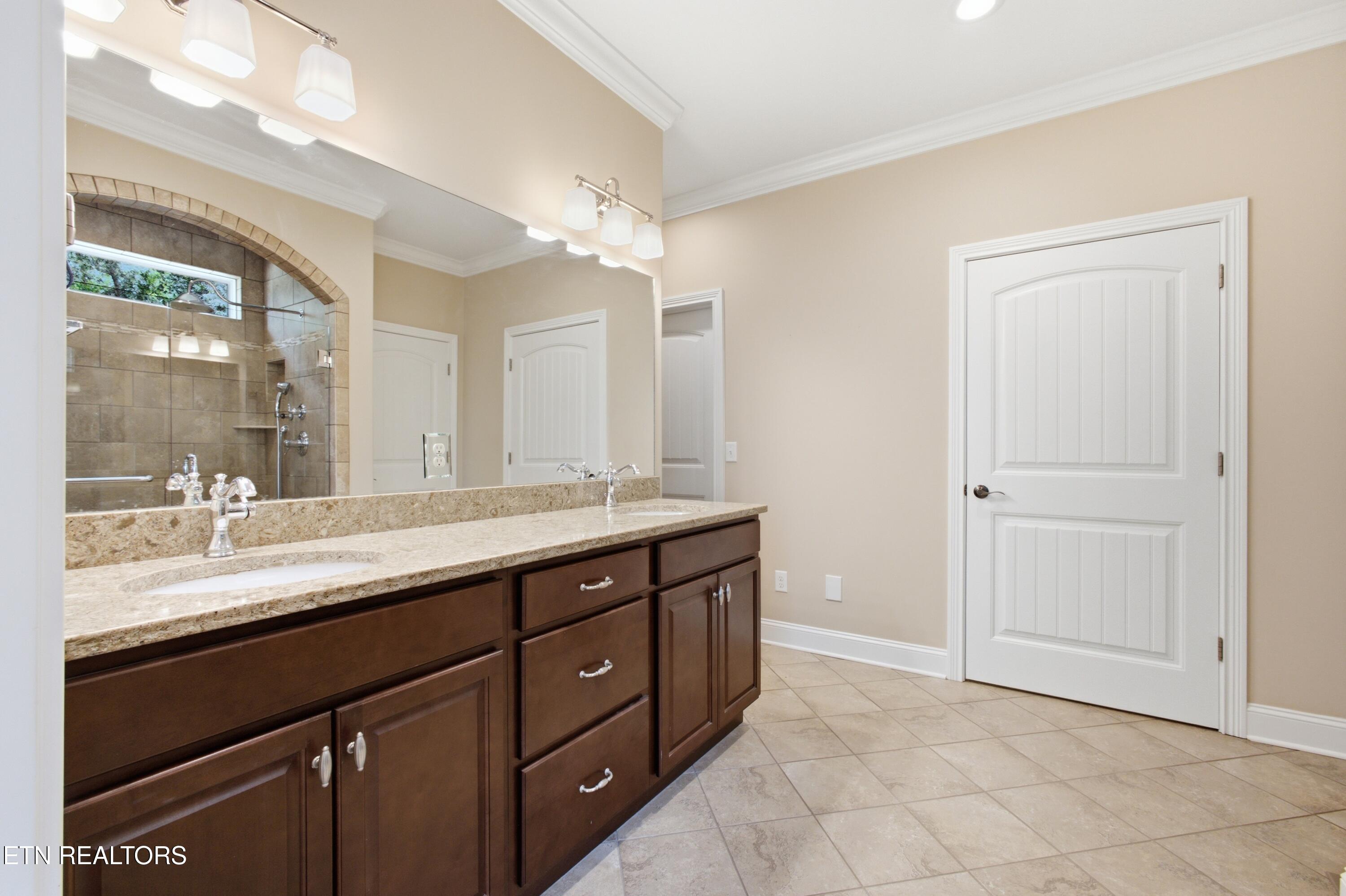 225 W Shore Drive Rockwood TN 37854