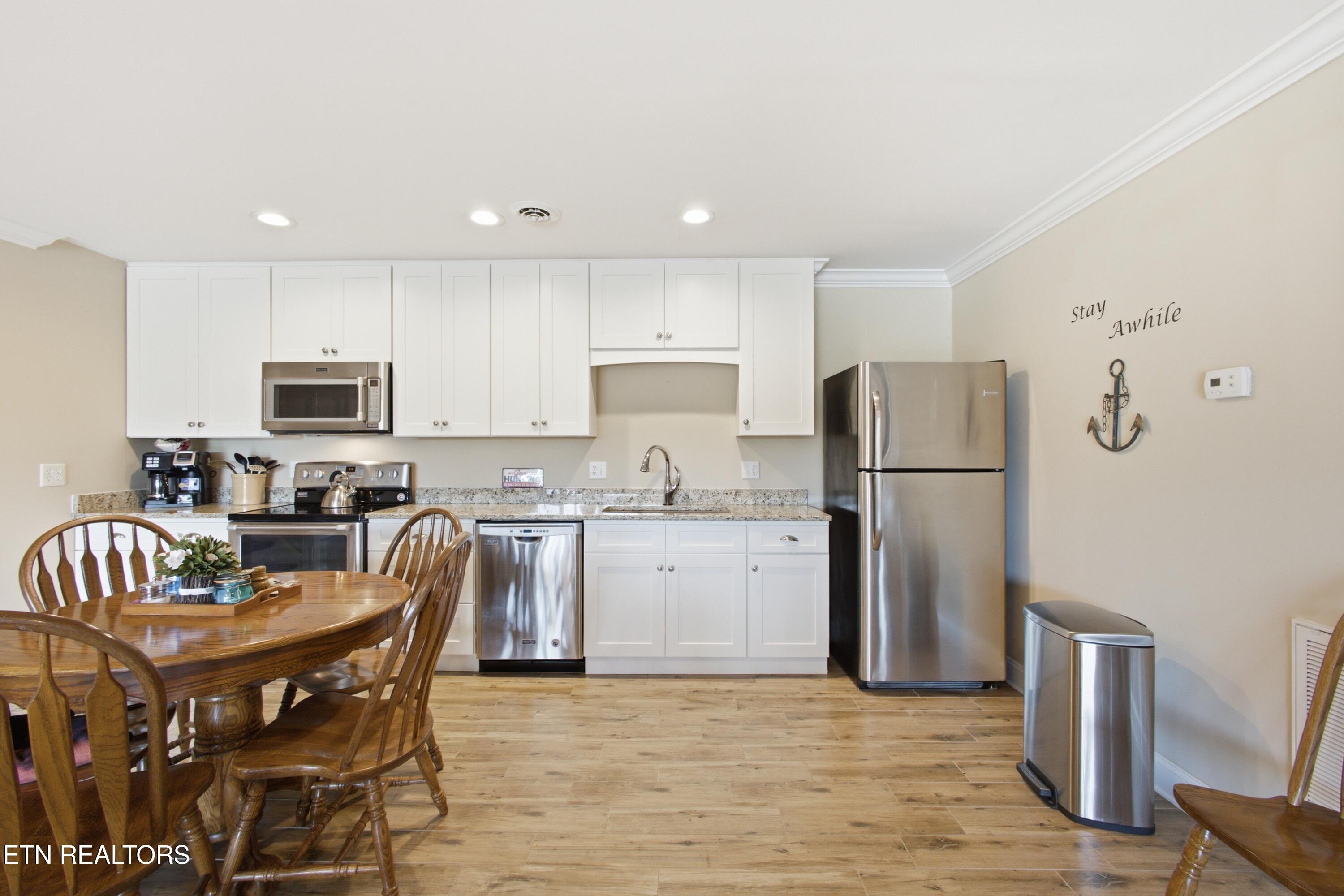 225 W Shore Drive Rockwood TN 37854