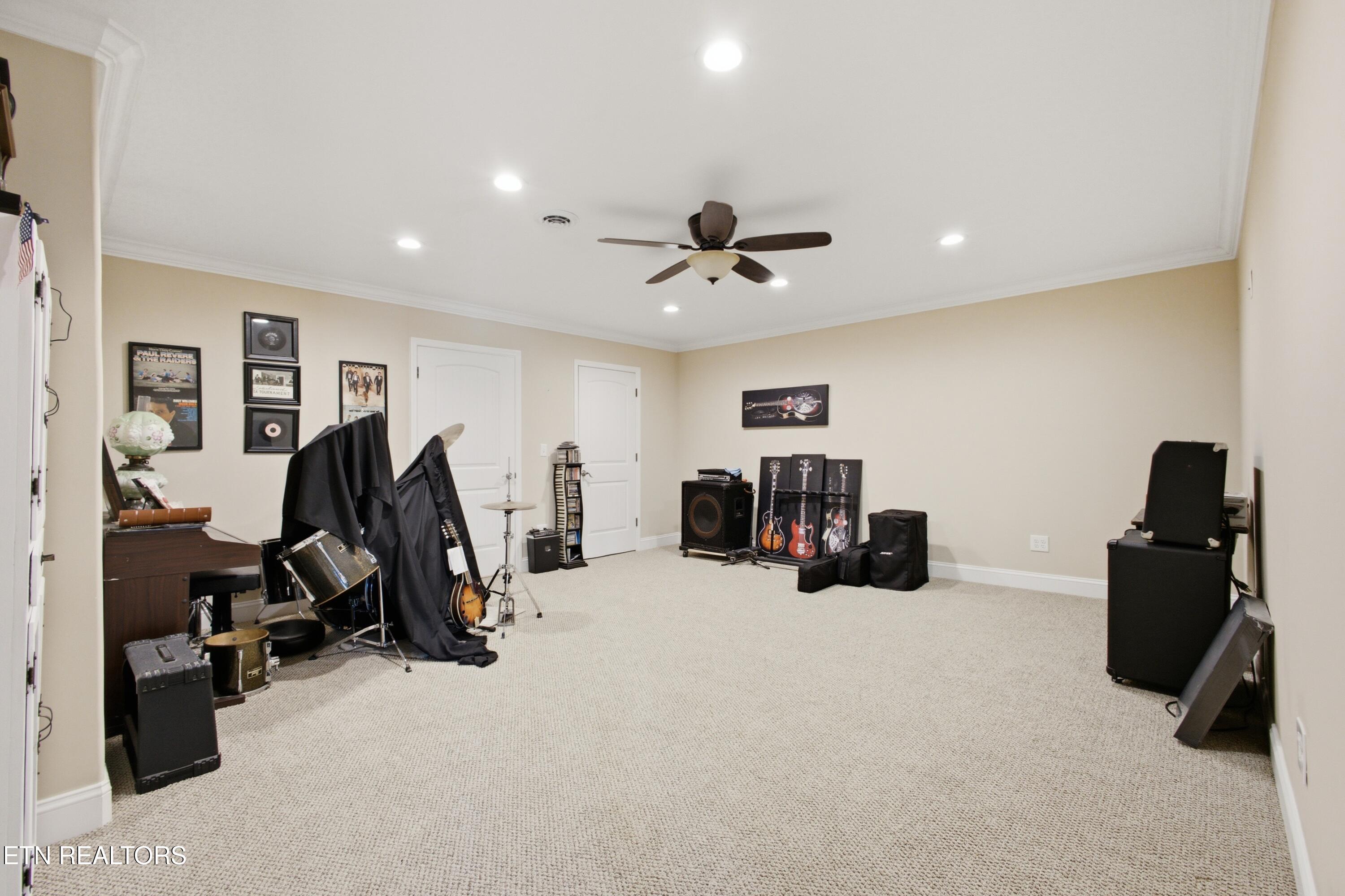 225 W Shore Drive Rockwood TN 37854