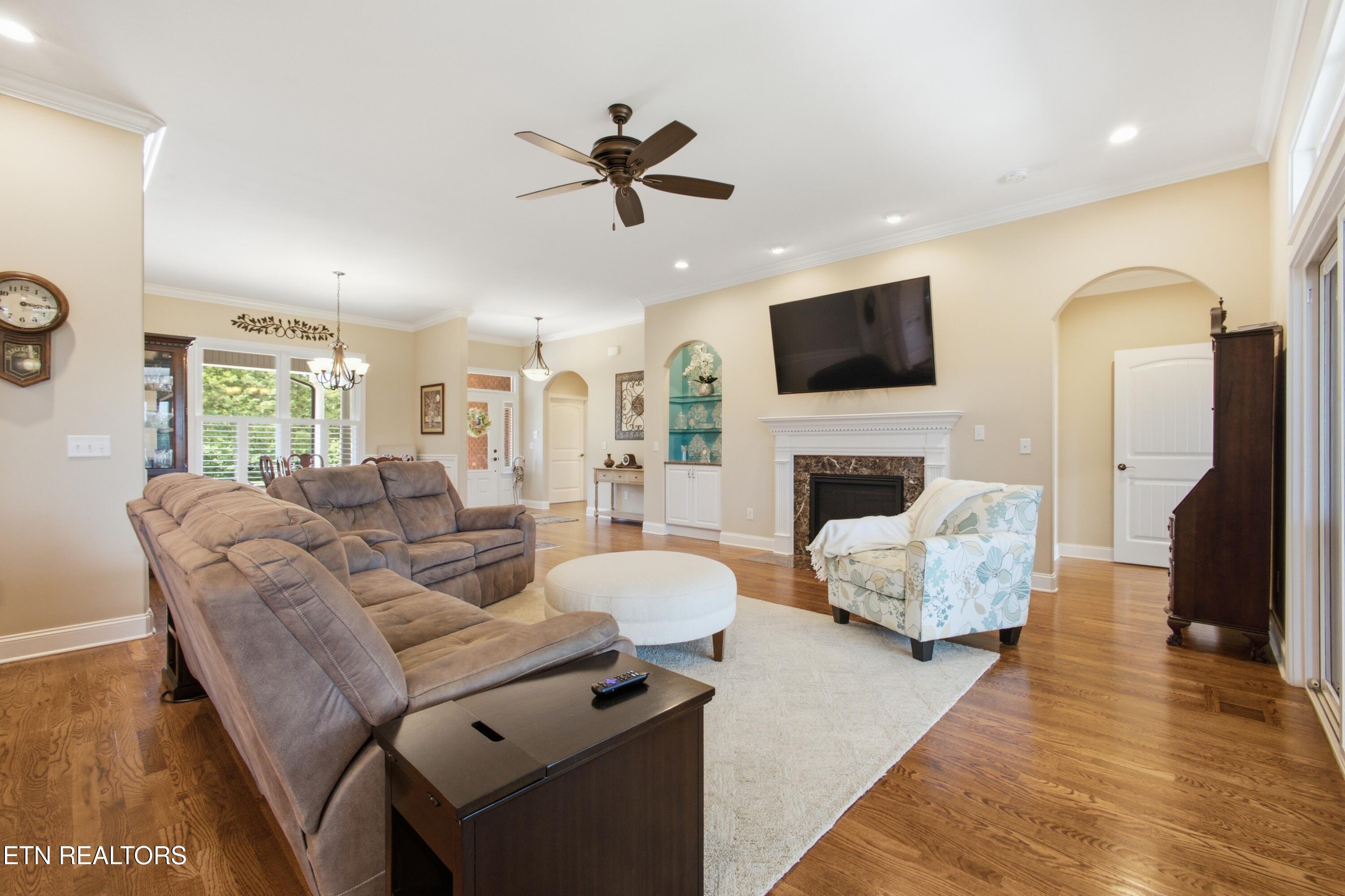 225 W Shore Drive Rockwood TN 37854