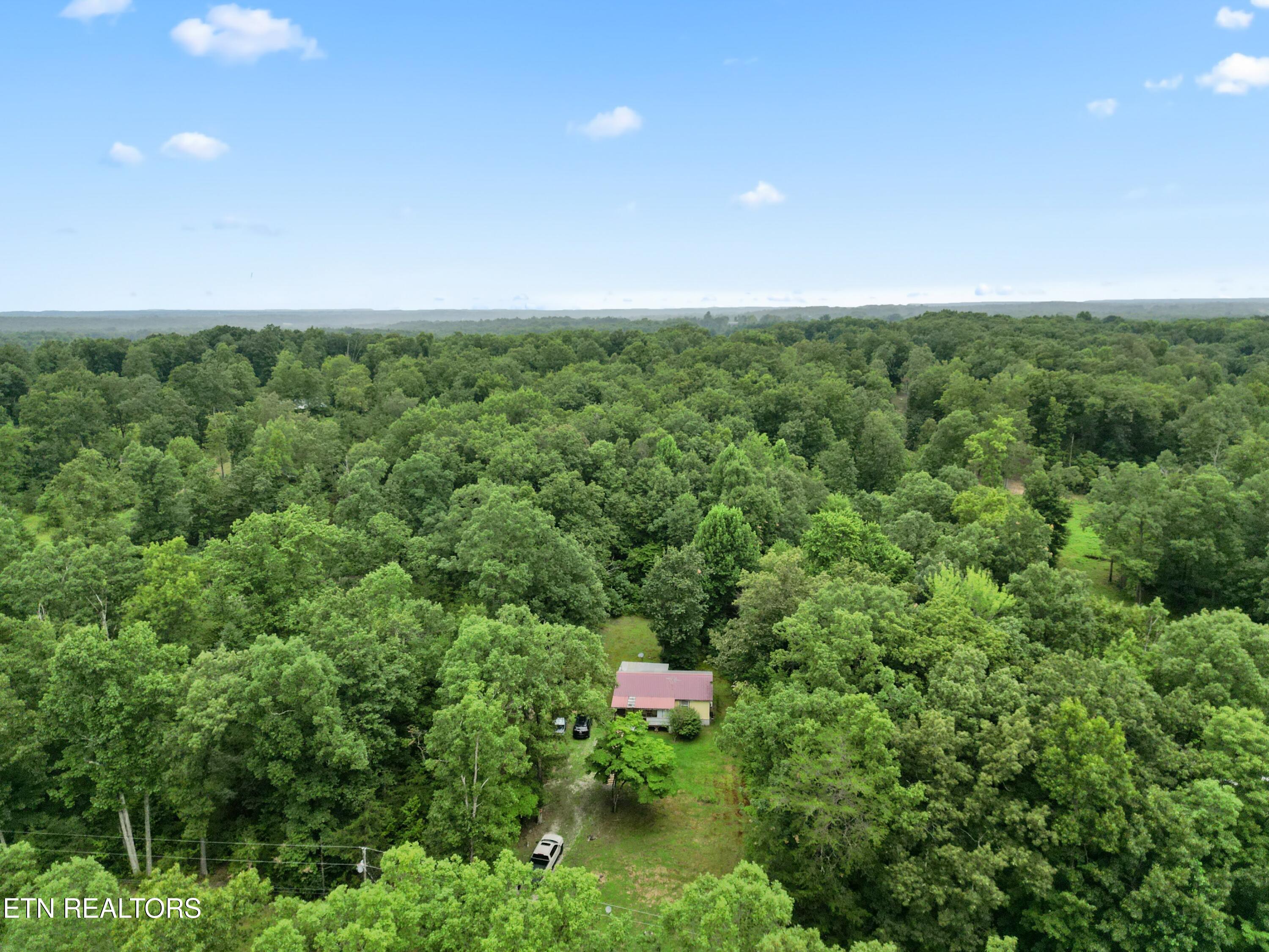 766 Wallop Lane Crossville TN 38571