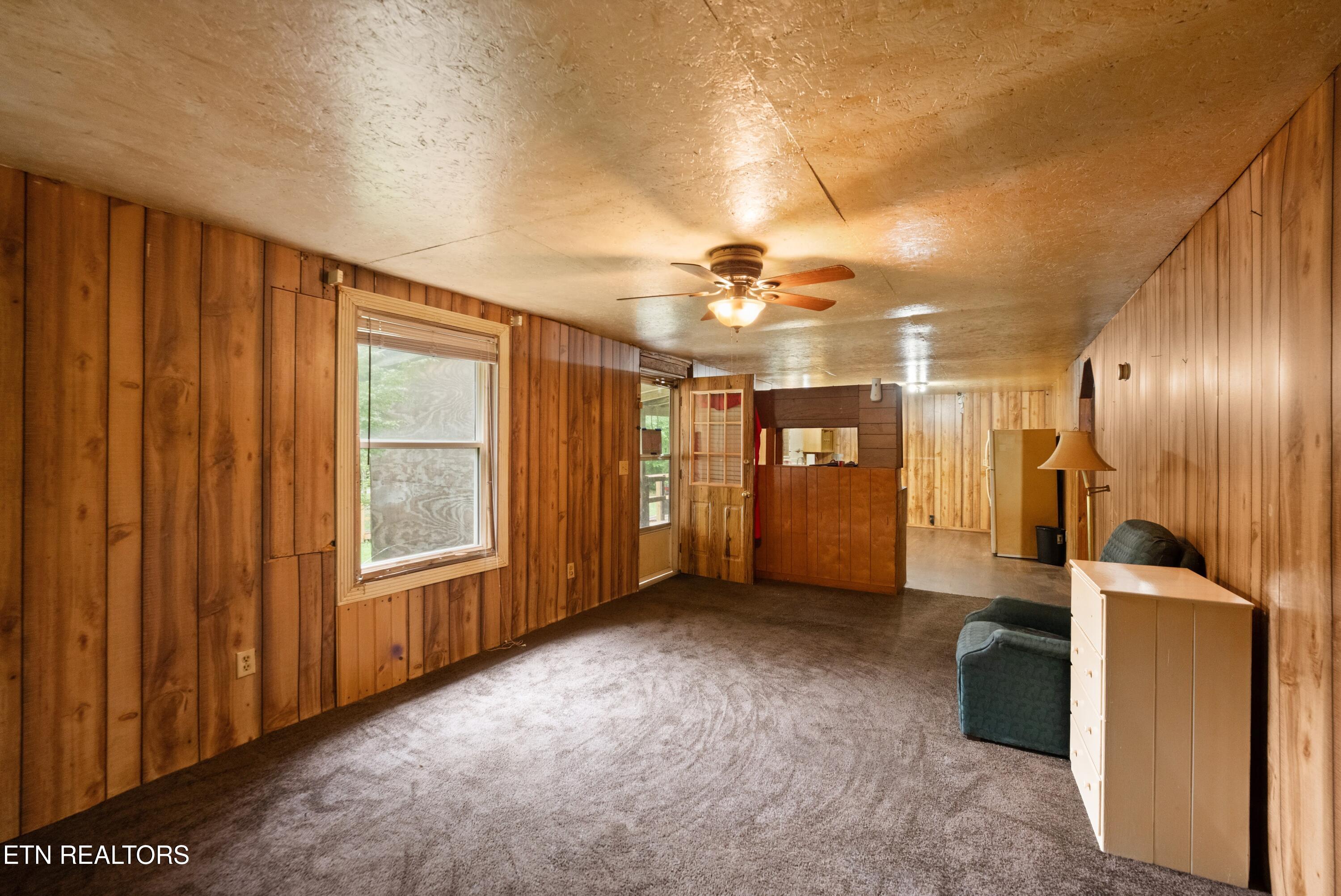 766 Wallop Lane Crossville TN 38571
