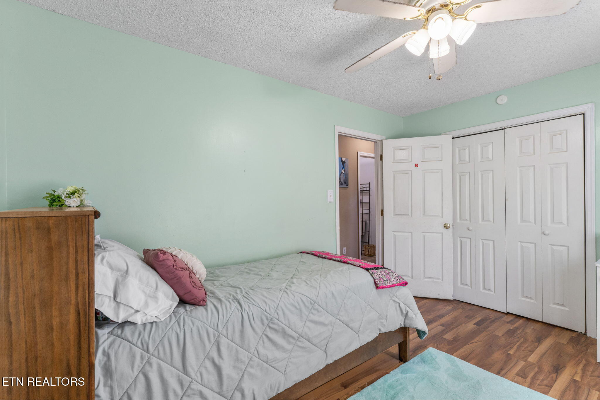5115 Lincoln Drive Knoxville TN 37914
