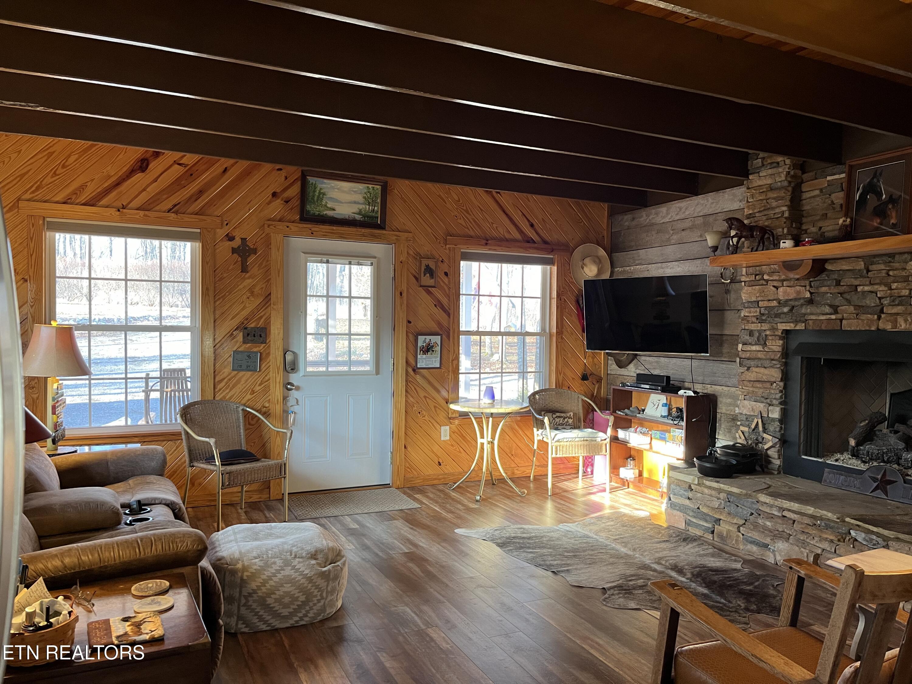 152 Ridge Point Road Jamestown TN 38556