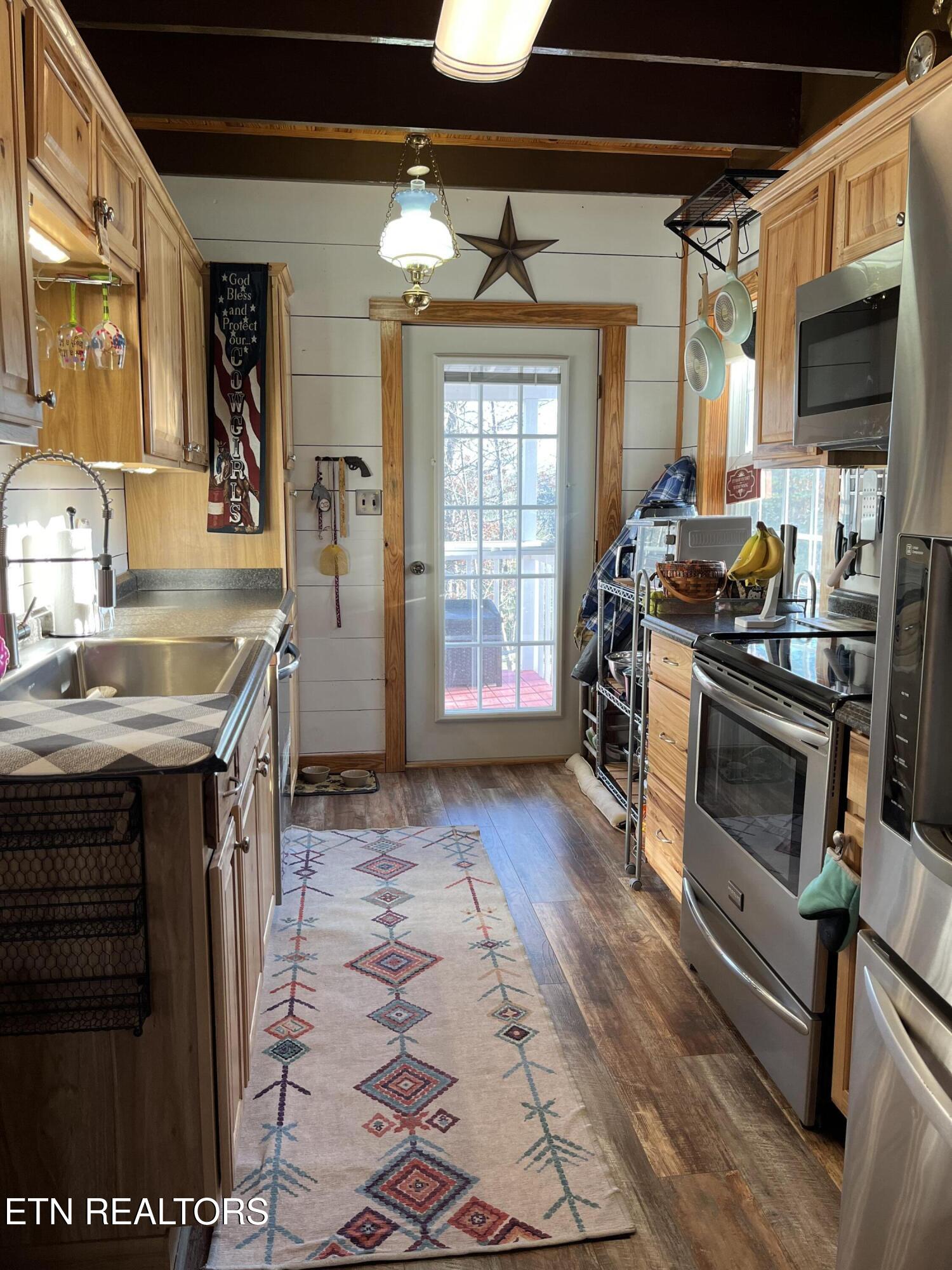152 Ridge Point Road Jamestown TN 38556
