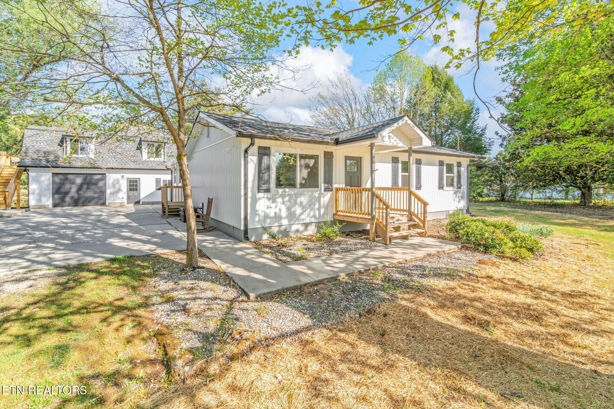 703 Little Dogwood Road Kingston TN 37763