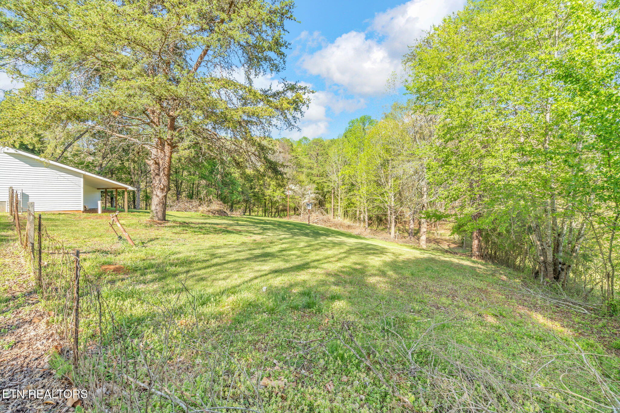 703 Little Dogwood Road Kingston TN 37763