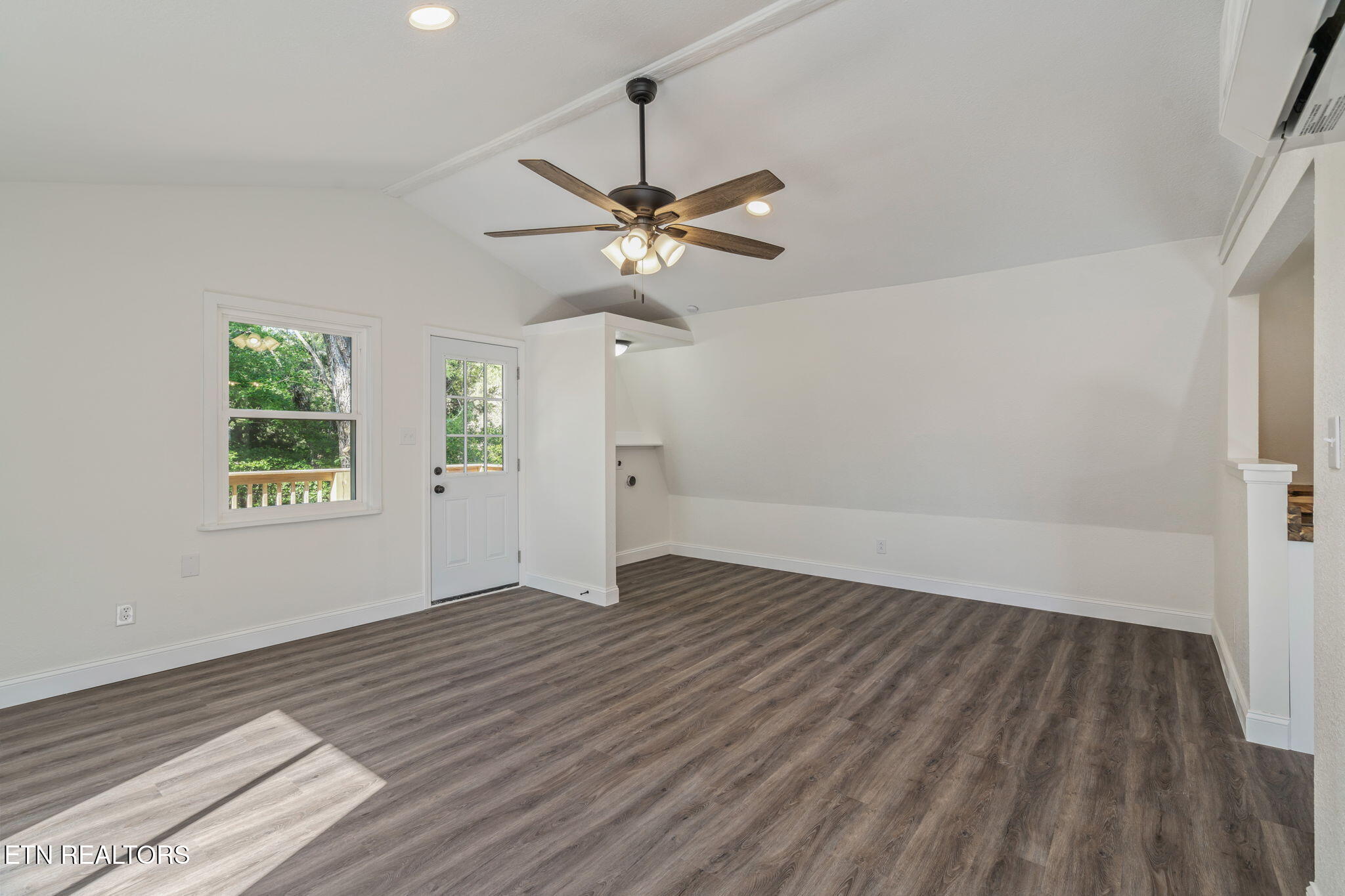 703 Little Dogwood Road Kingston TN 37763