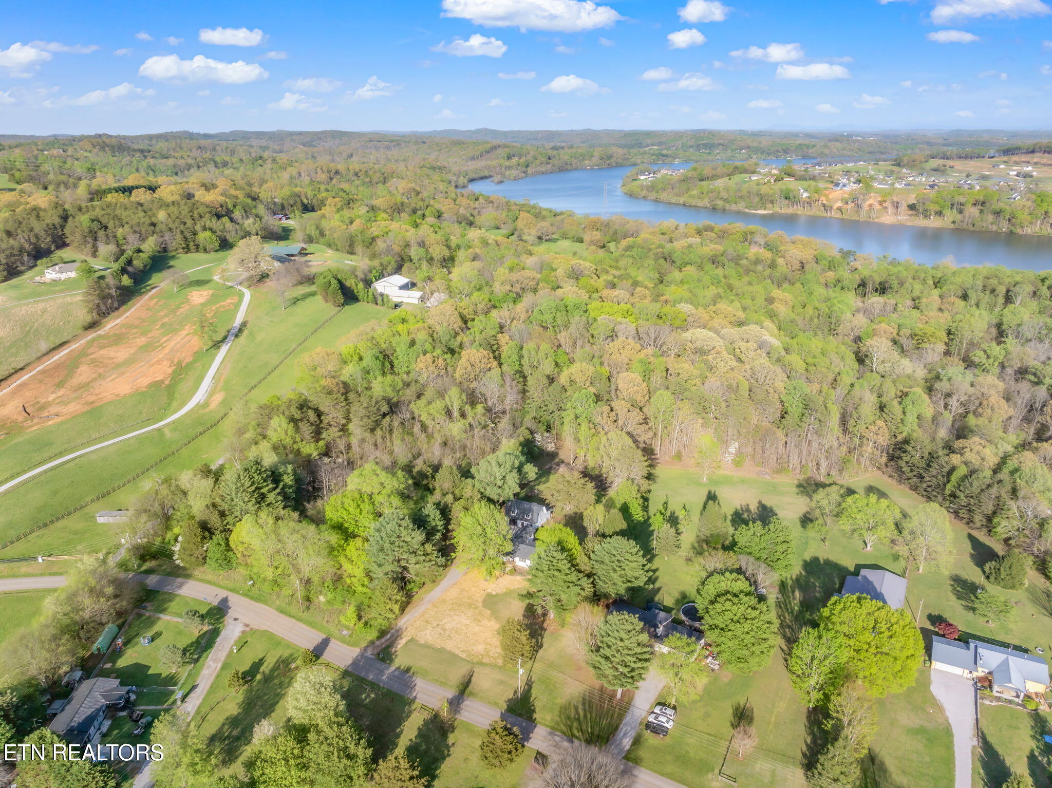 703 Little Dogwood Road Kingston TN 37763