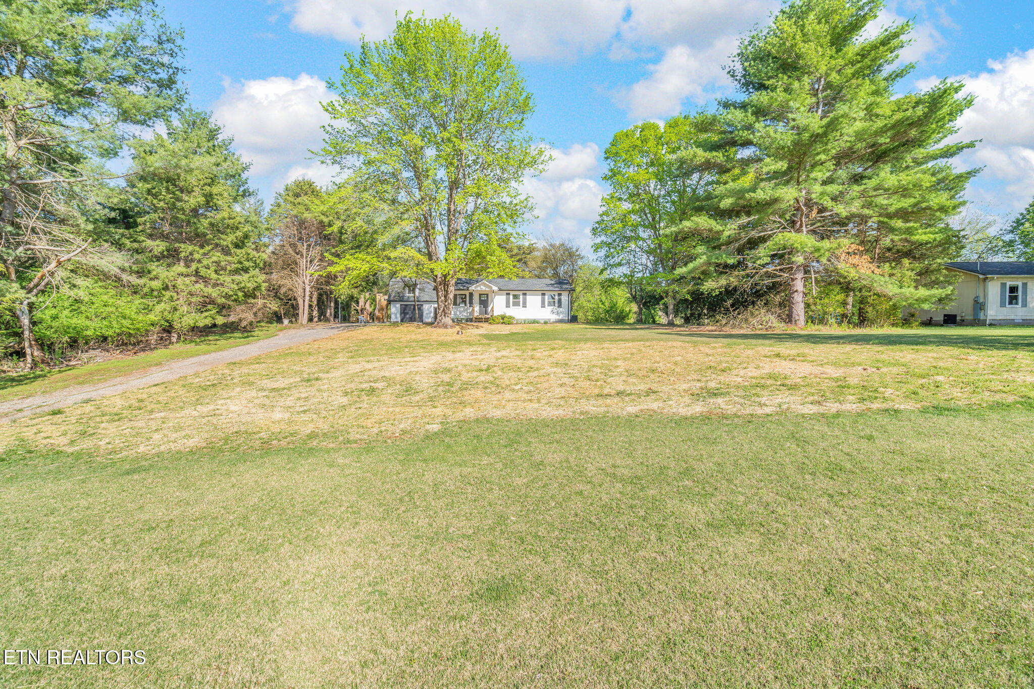 703 Little Dogwood Road Kingston TN 37763