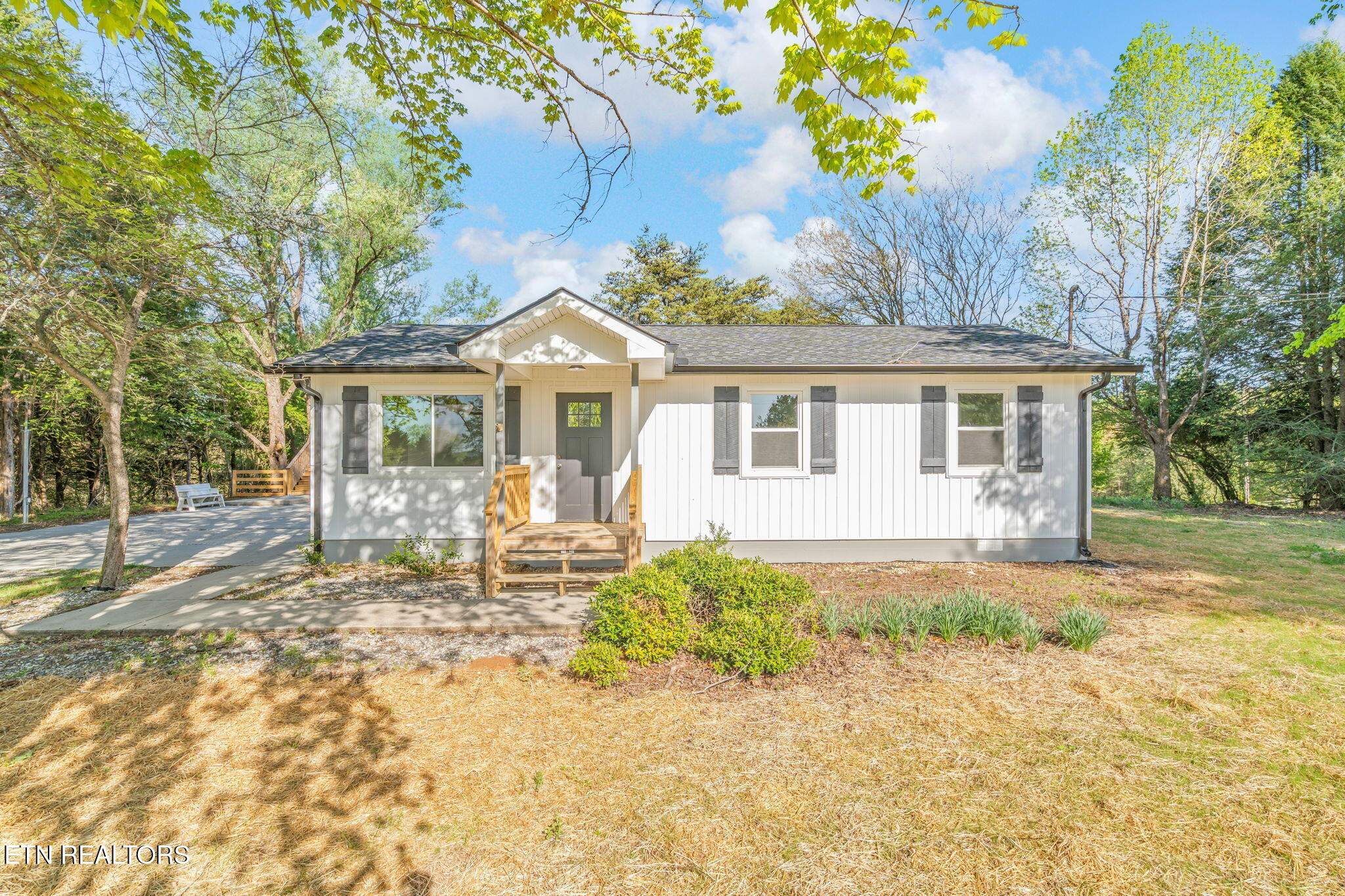703 Little Dogwood Road Kingston TN 37763