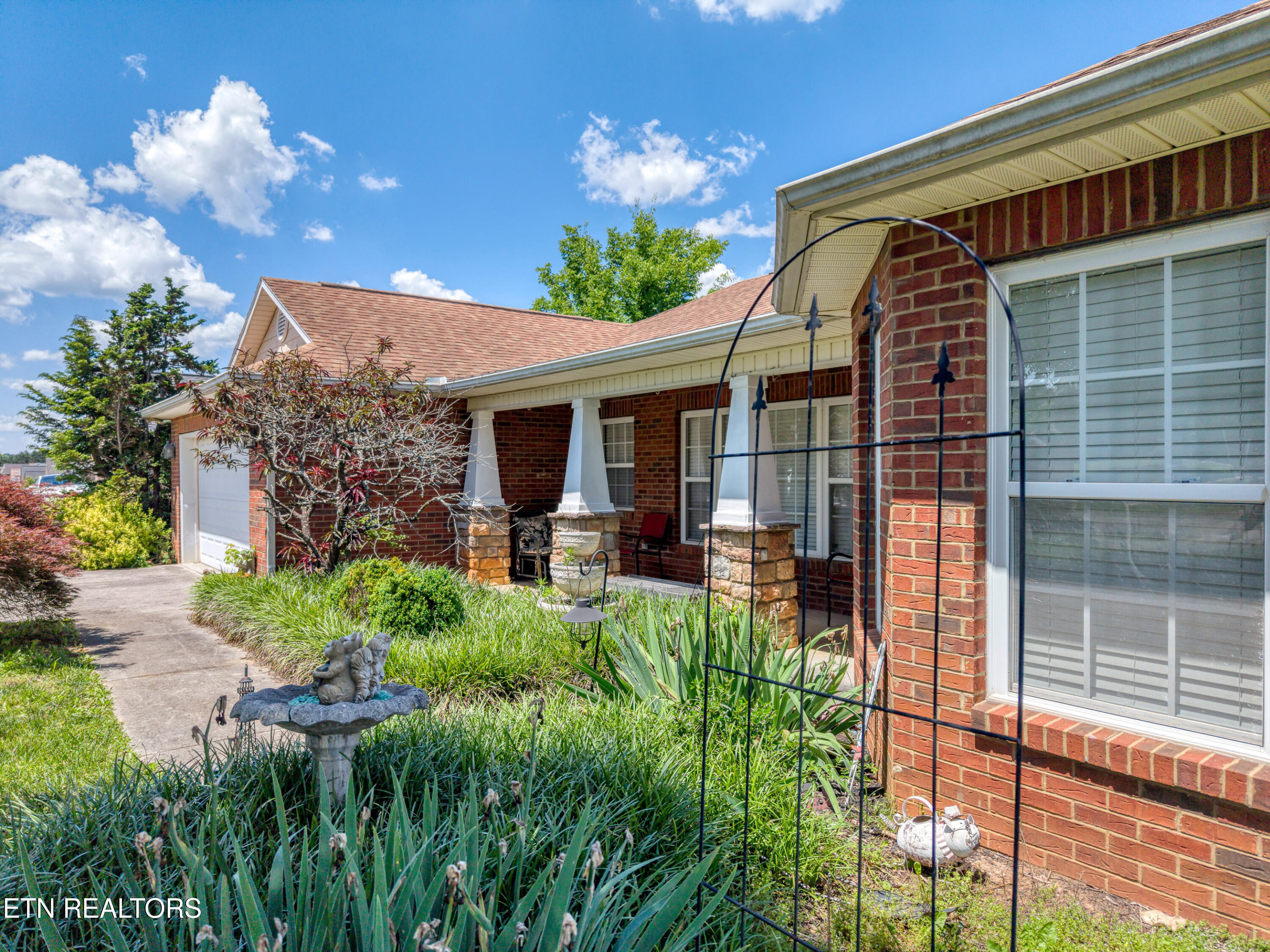 926 Mossy Grove Lane Maryville TN 37801