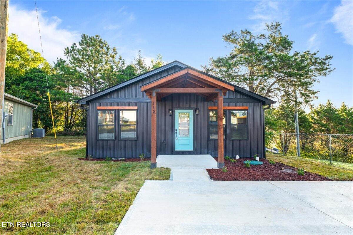 130 Azalea Lane Jacksboro TN 37757